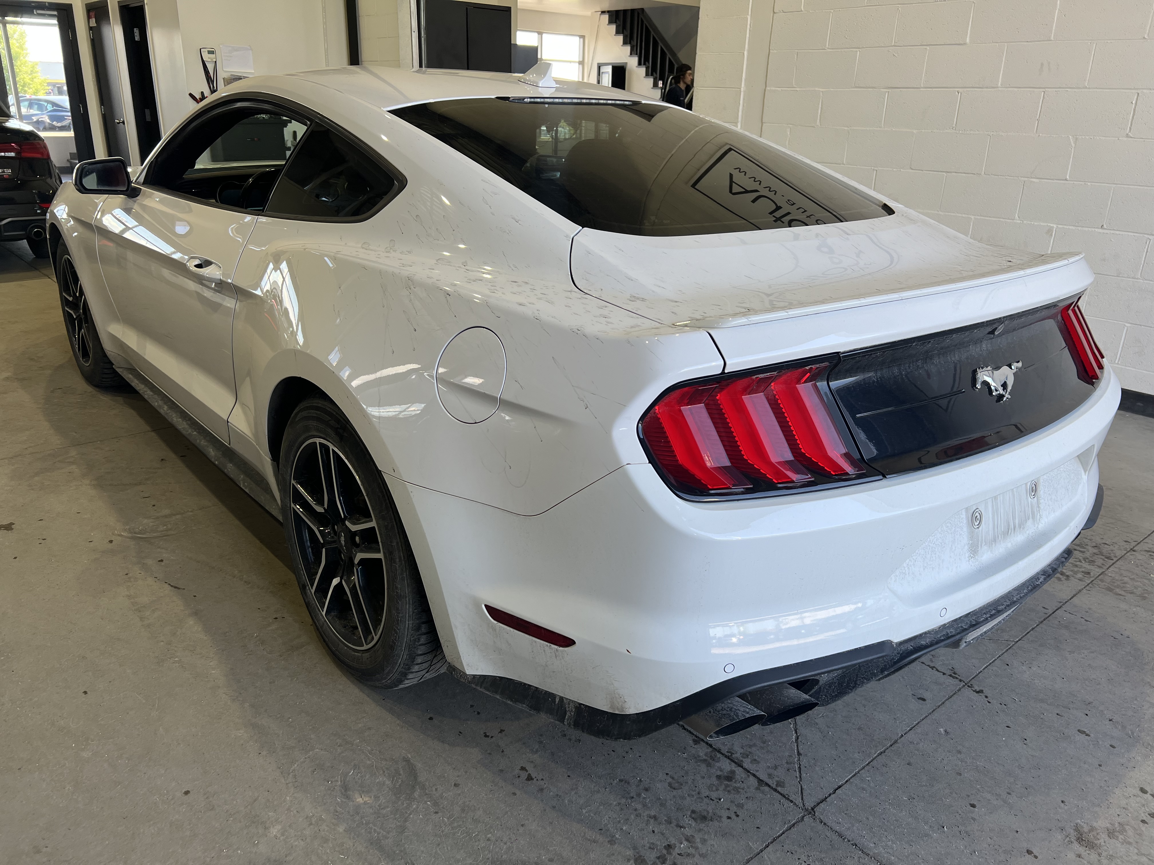 FORD MUSTANG 2021 - 3