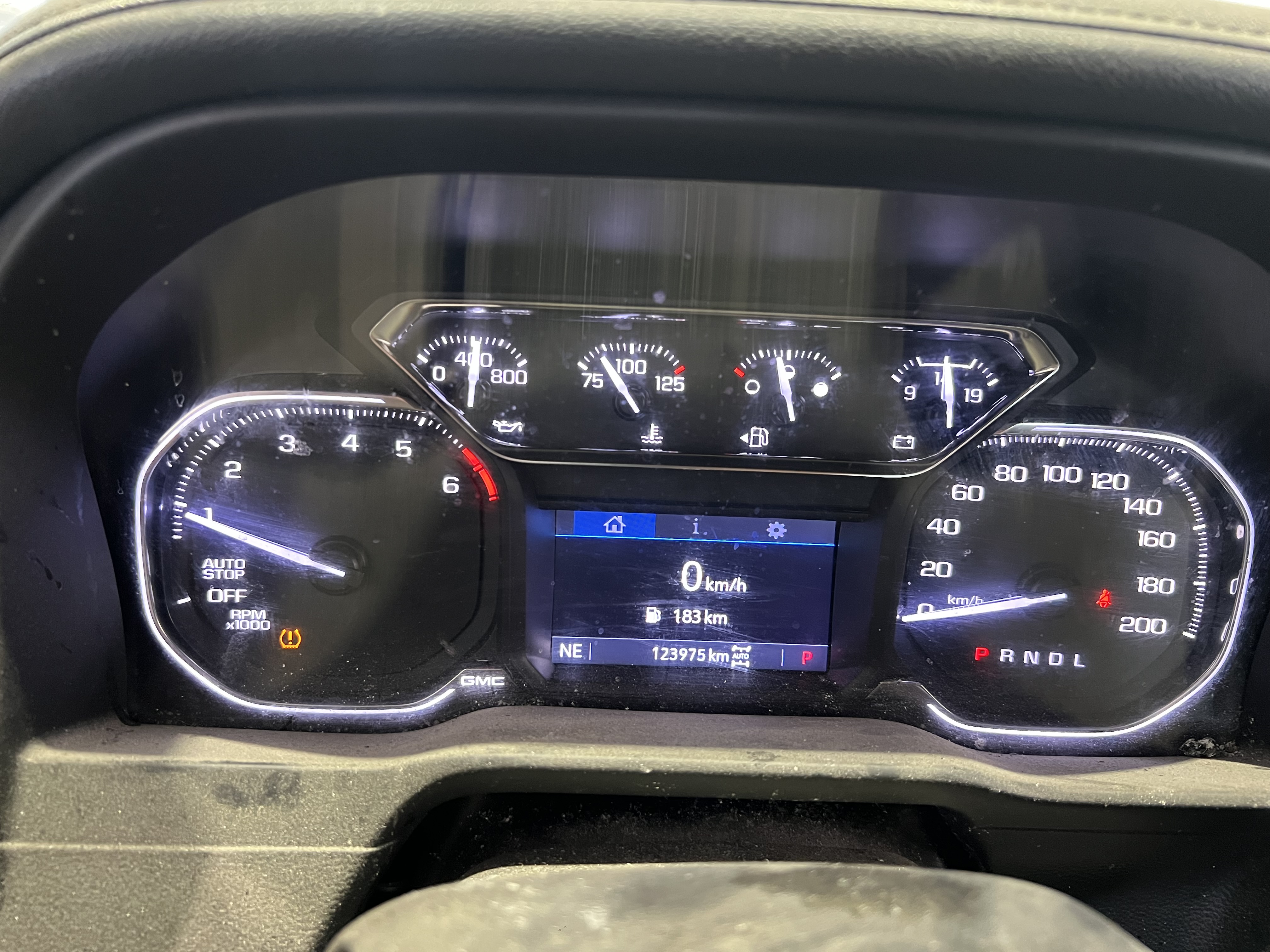 GMC SIERRA 1500 2020 - 9
