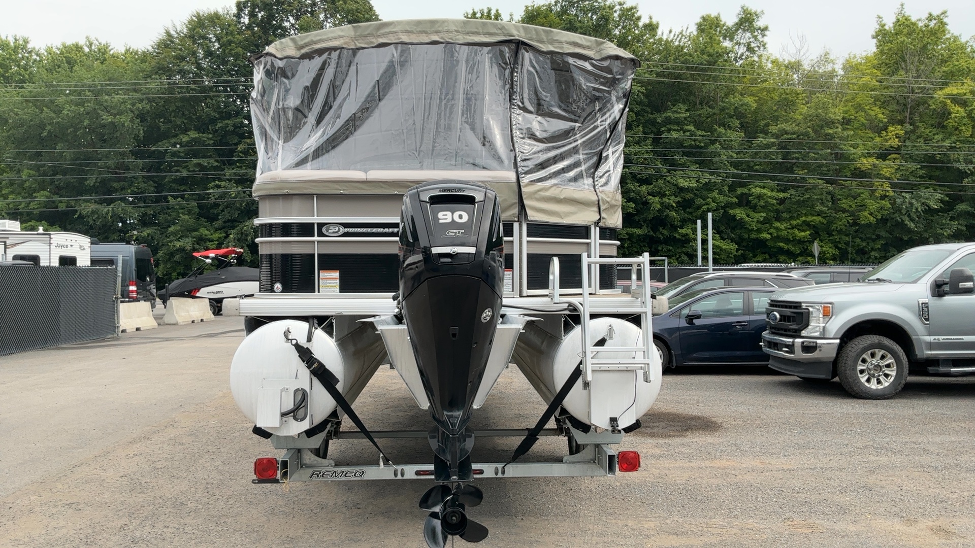 2018 PRINCECRAFT SPORTSFISHER 21