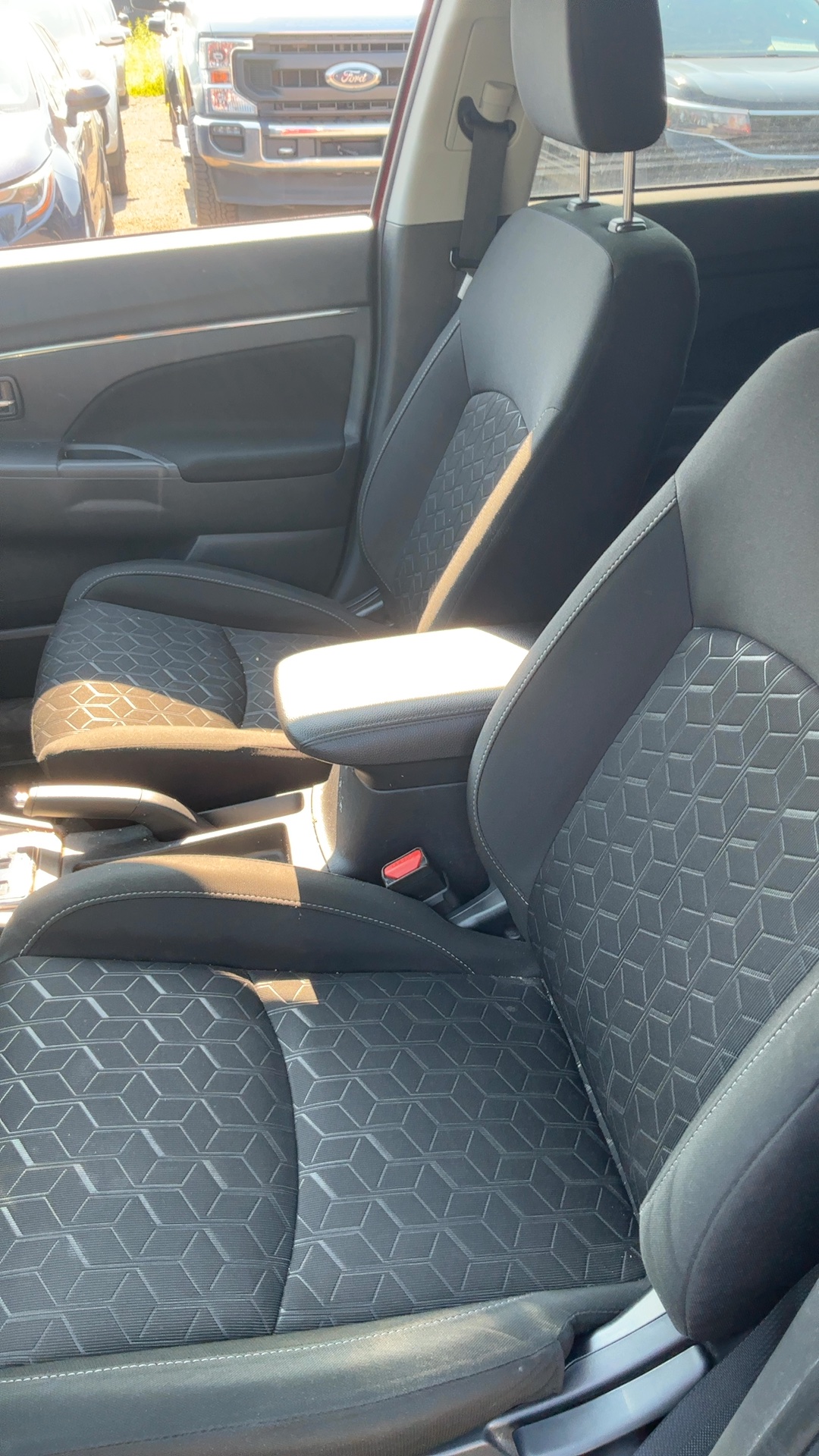 2024 Mitsubishi RVR