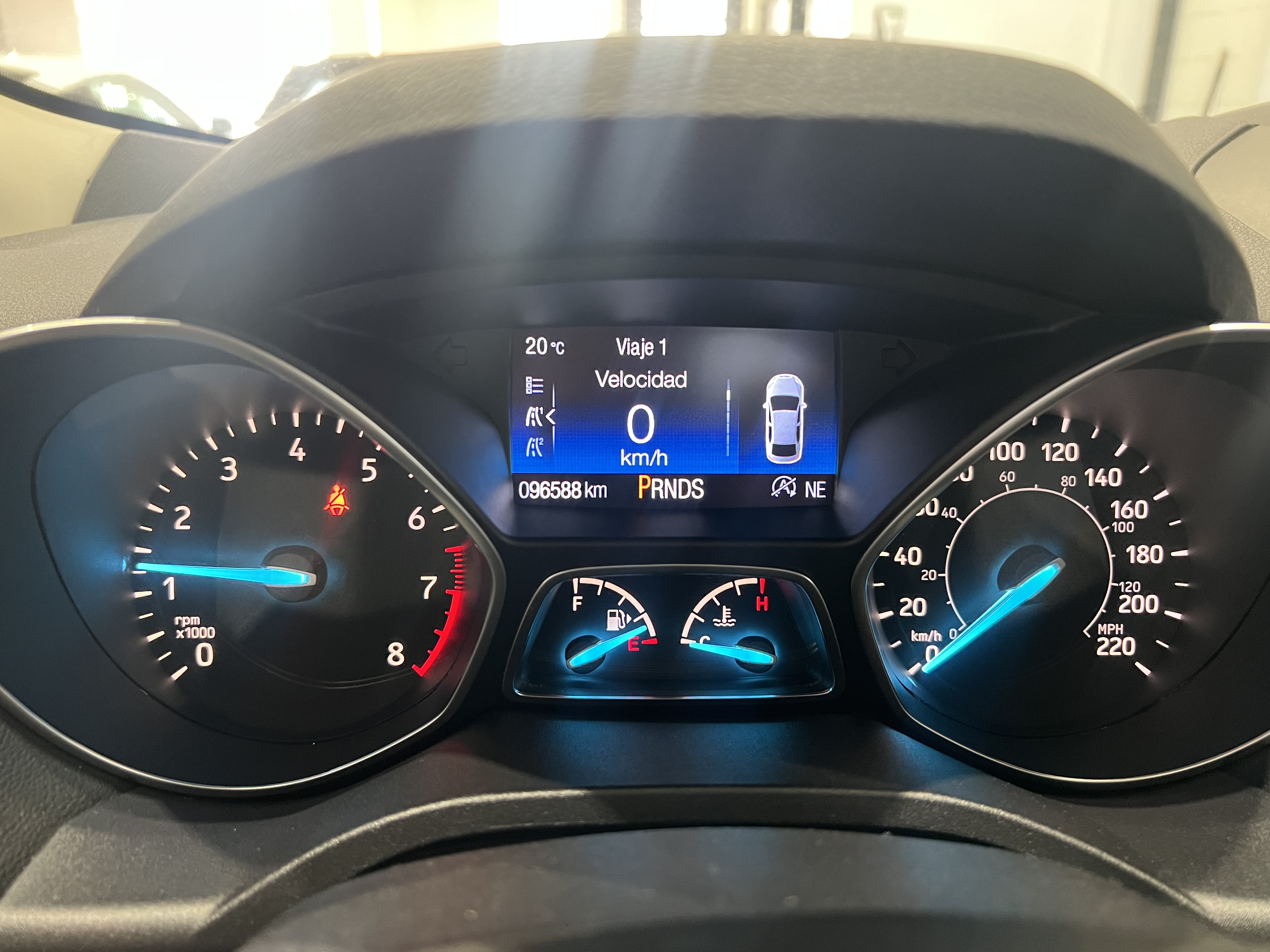 FORD ESCAPE 2017 - 10