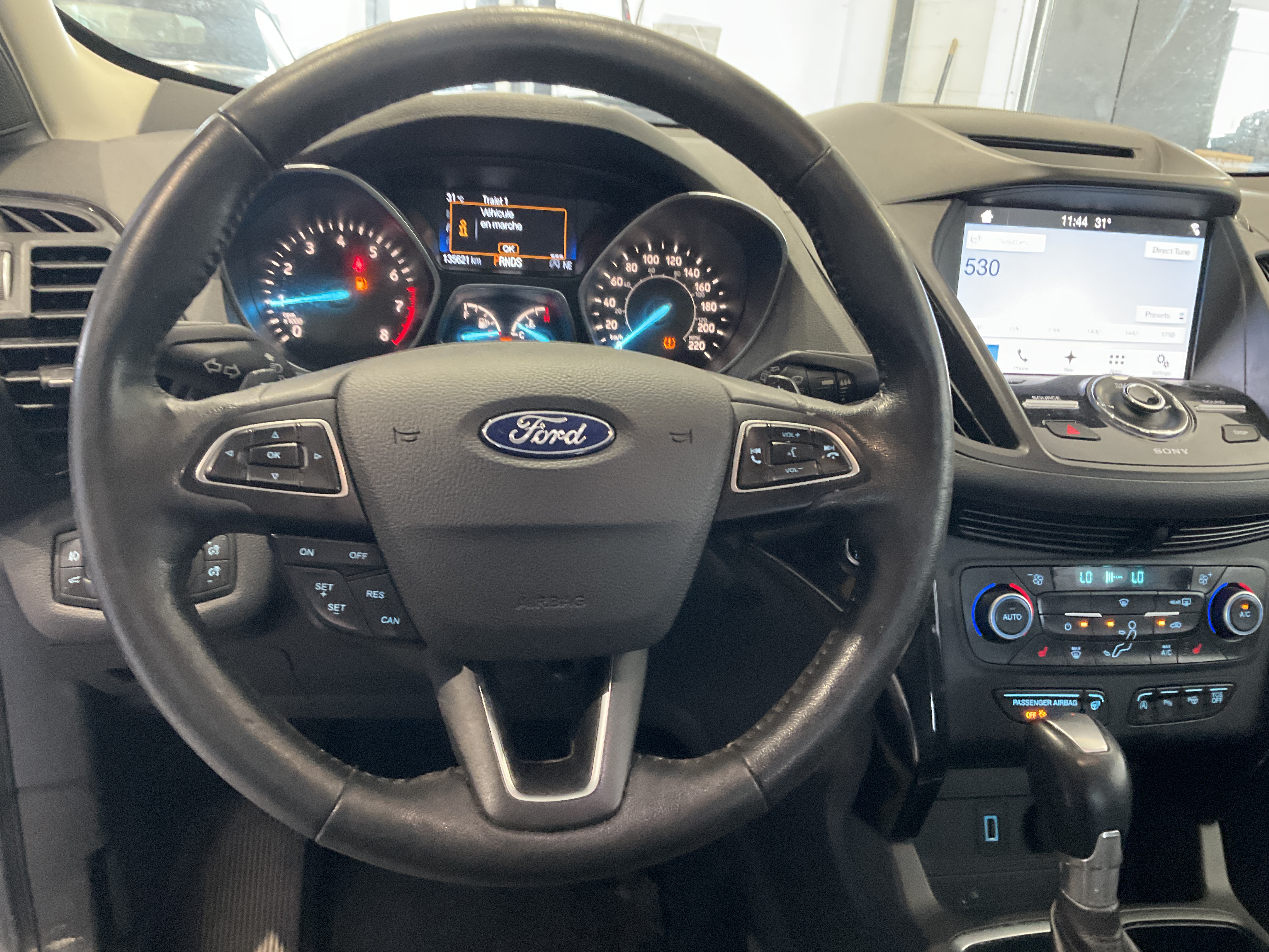 FORD ESCAPE 2018 - 8
