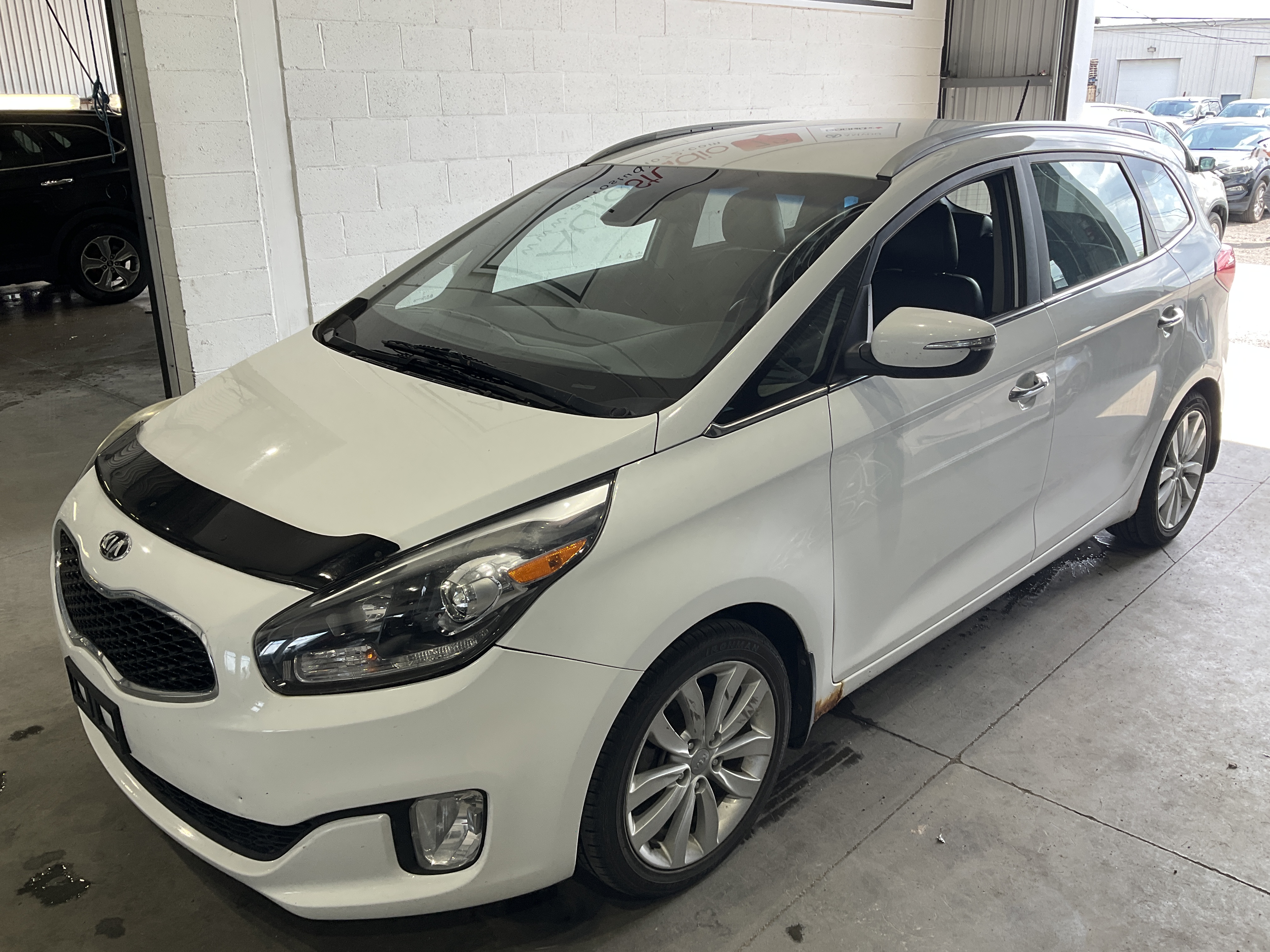 2014 Kia Rondo