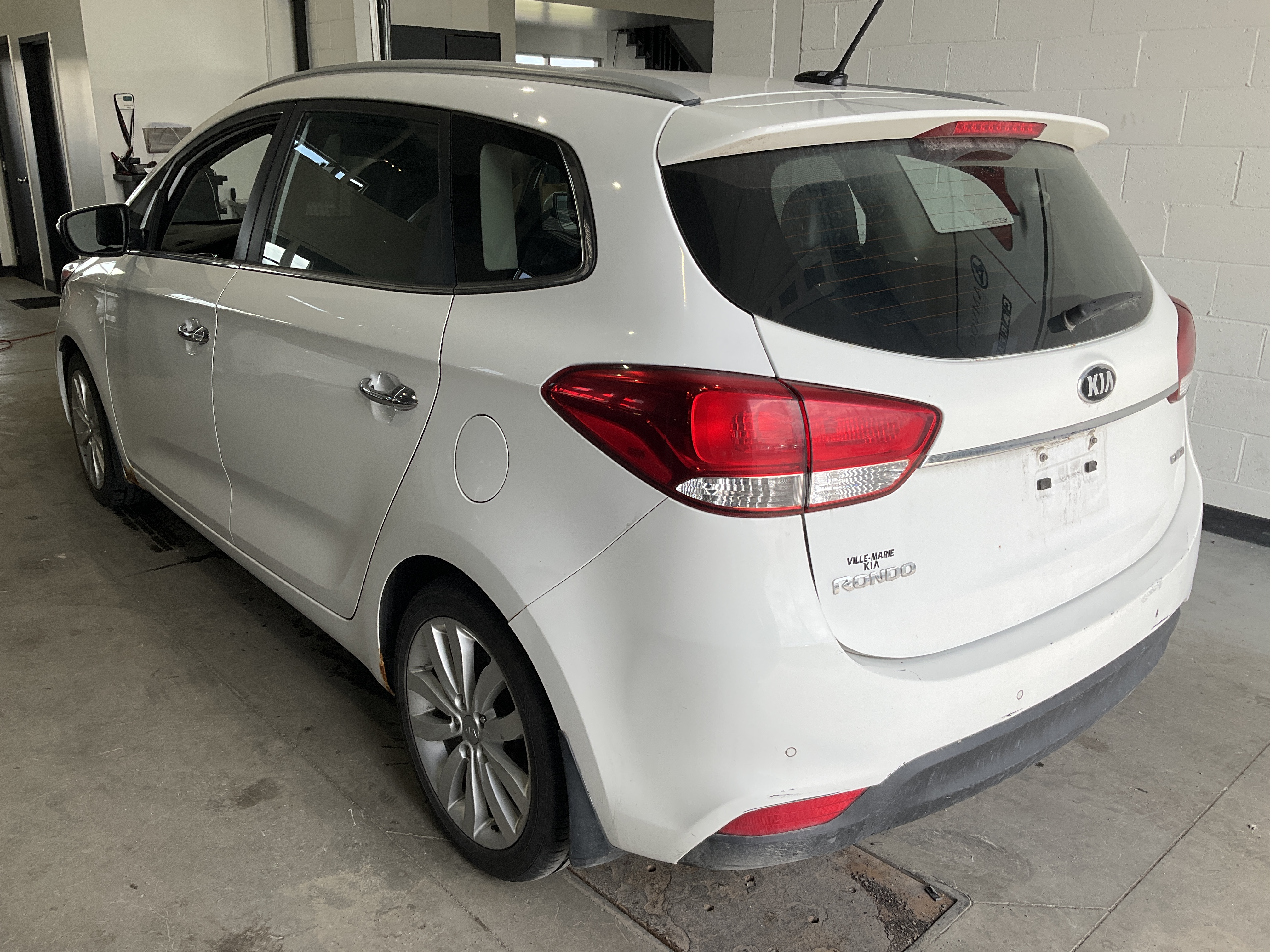 2014 Kia Rondo