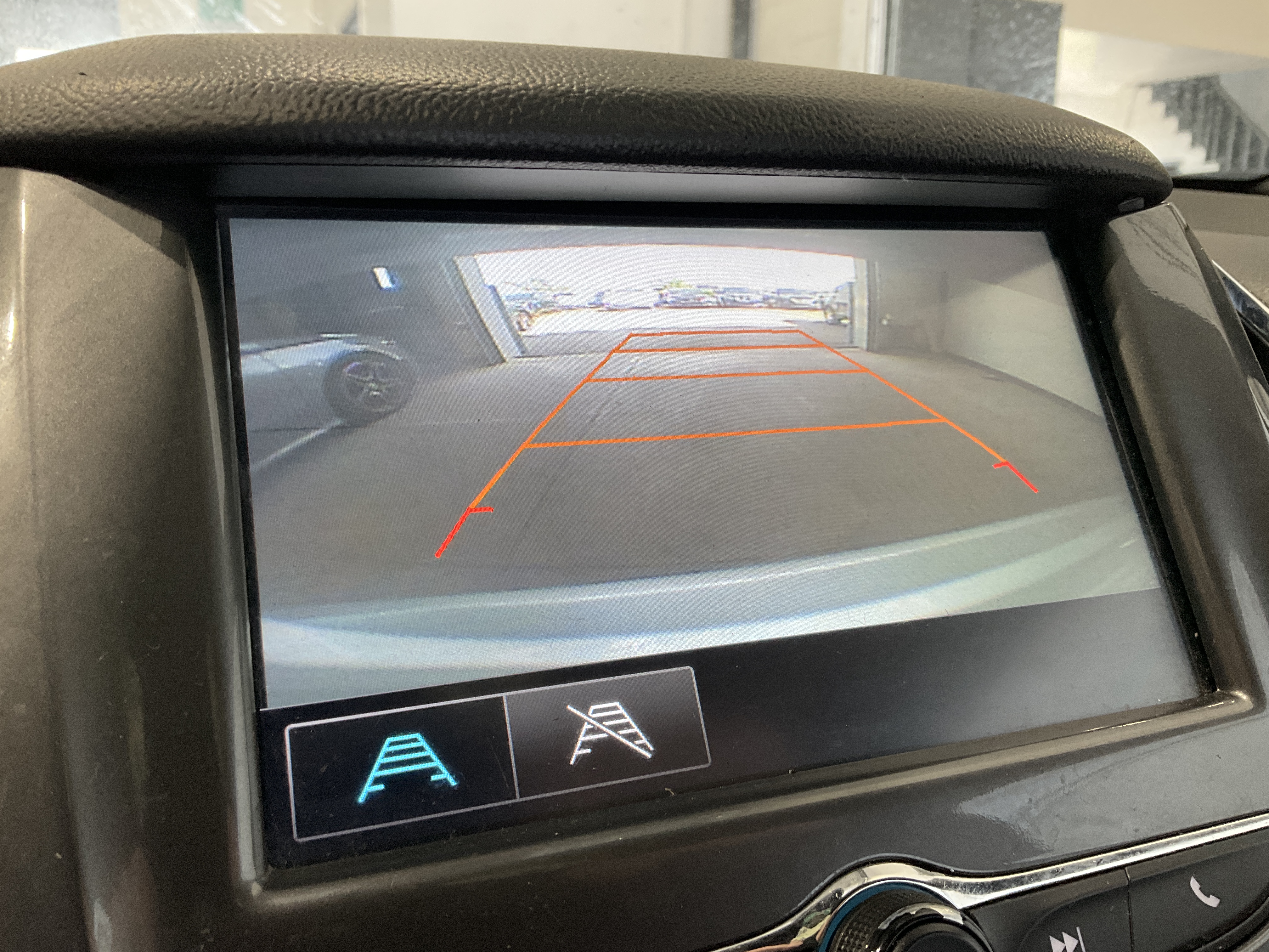 CHEVROLET CRUZE 2018 - 10