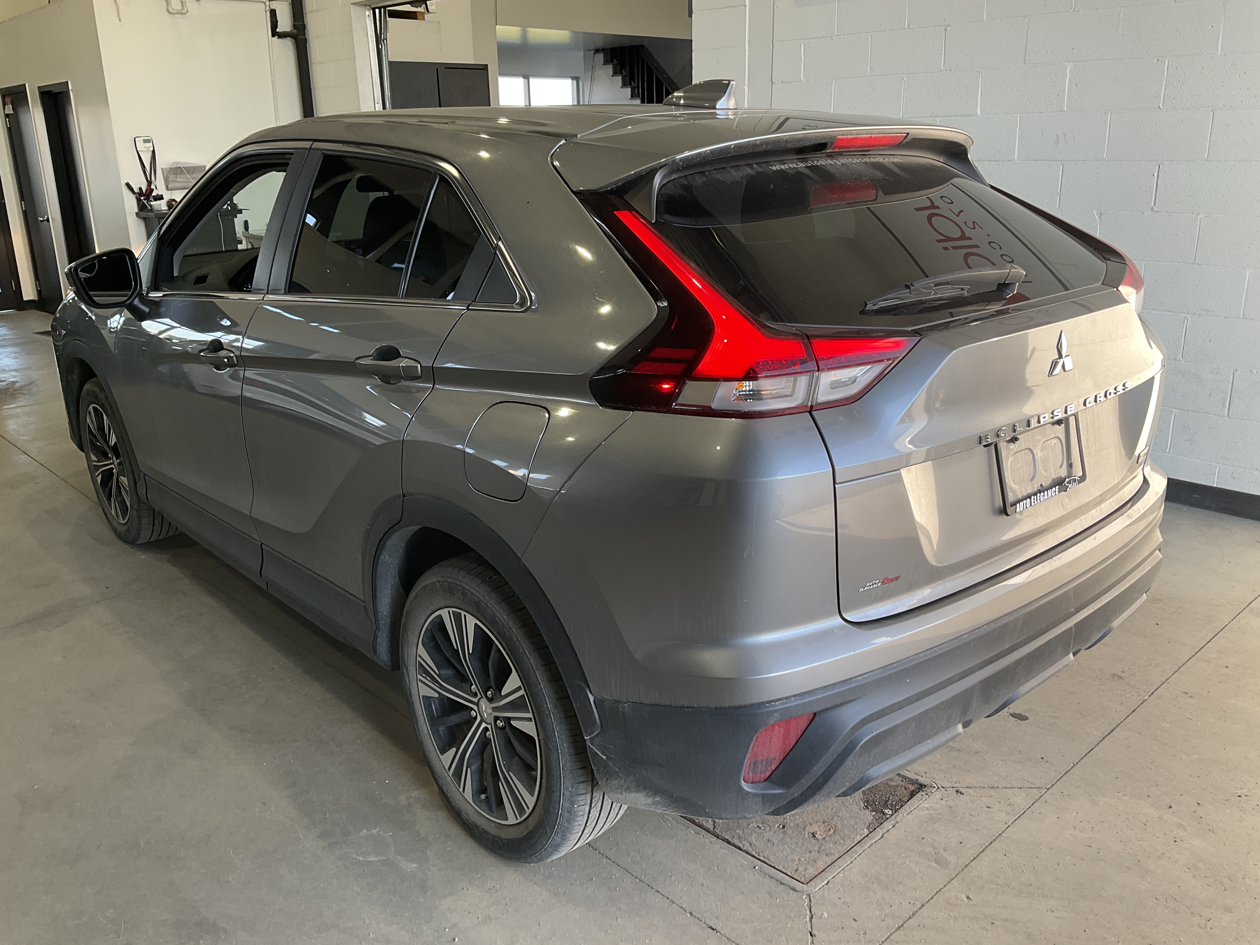 2022 Mitsubishi Eclipse Cross ES