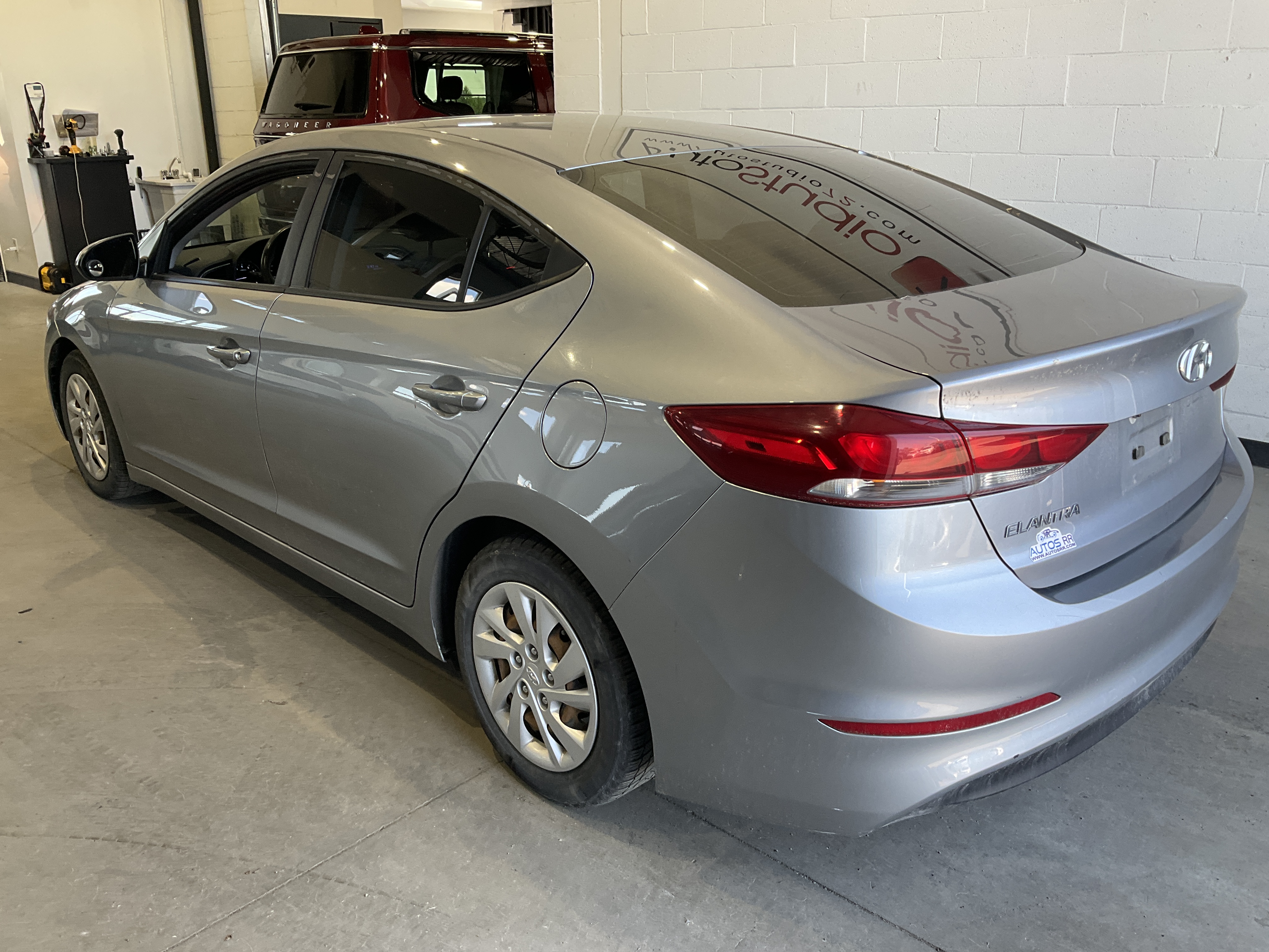 2017 Hyundai Elantra LE