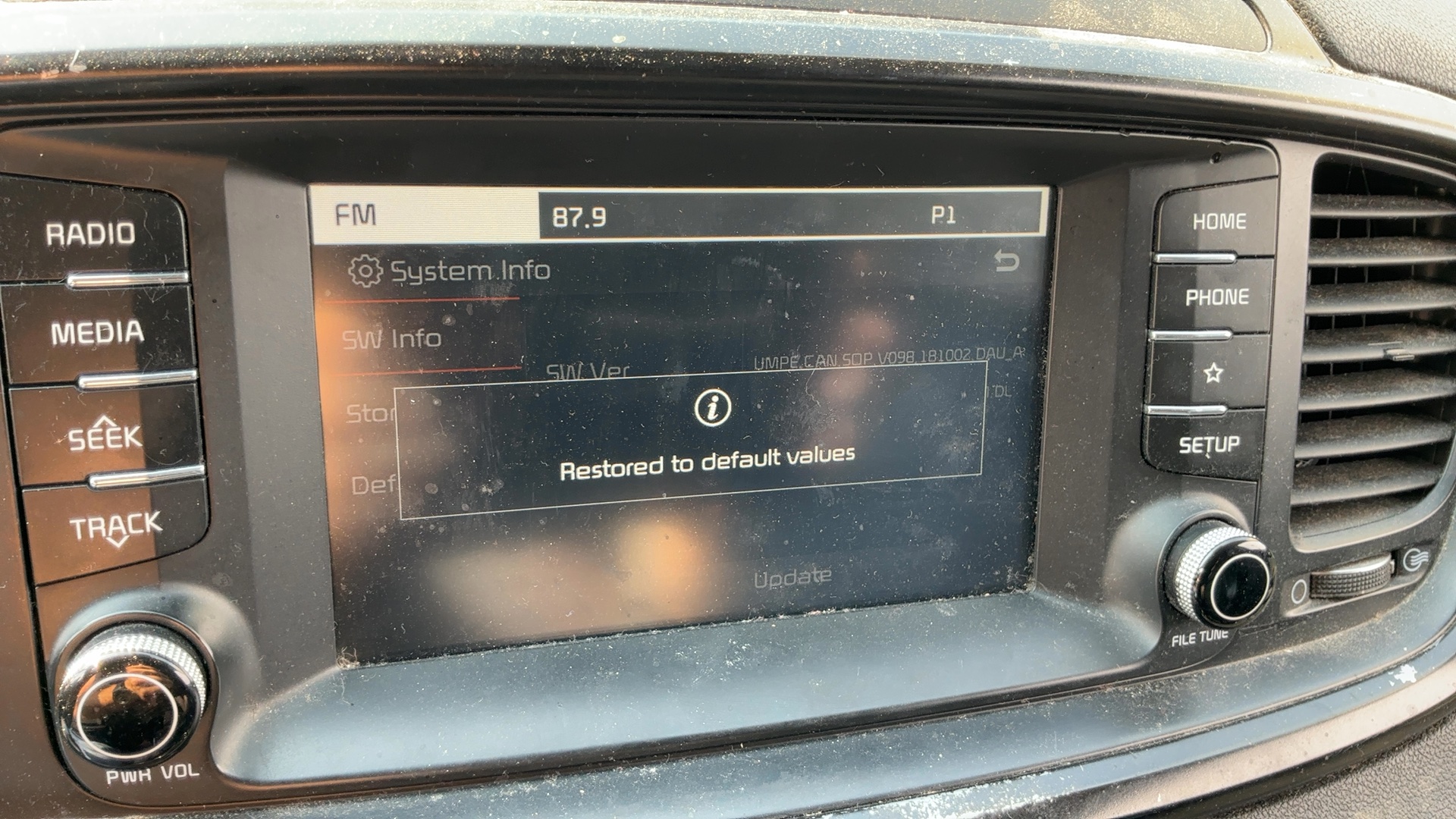 KIA SORENTO 2019 - 12