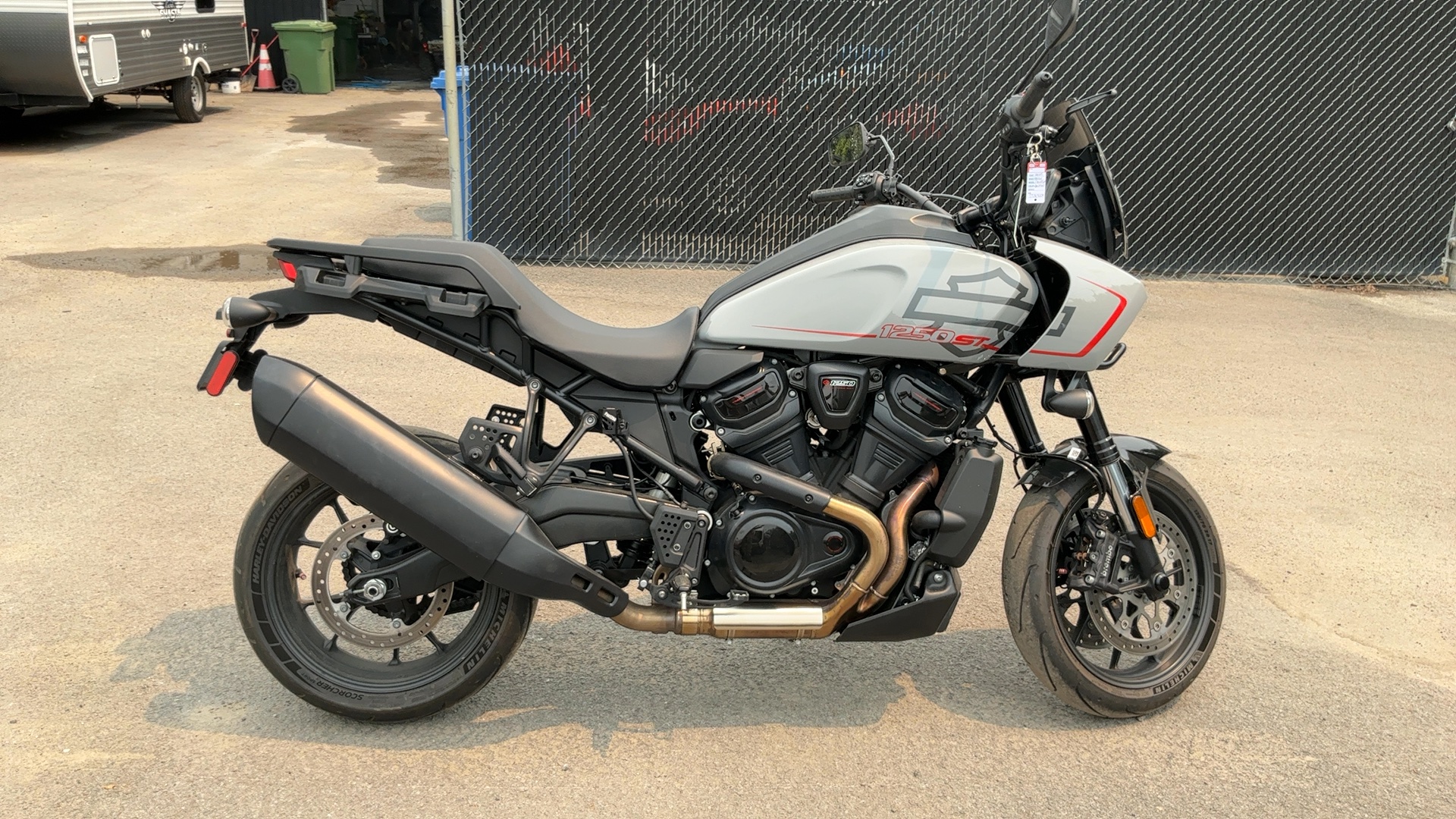 2025 HARLEY-DAVIDSON RA1250S