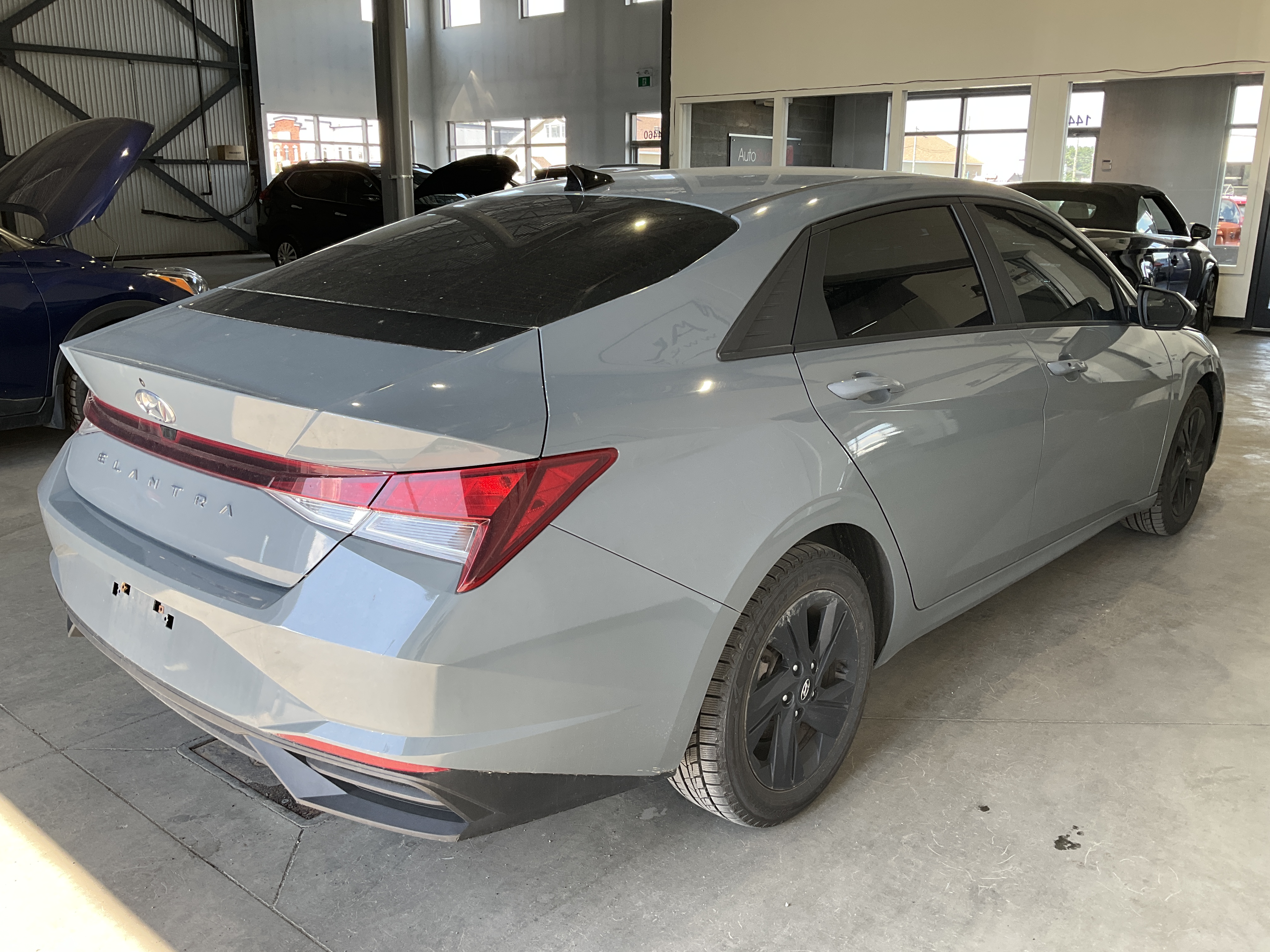 HYUNDAI ELANTRA 2022 - 2