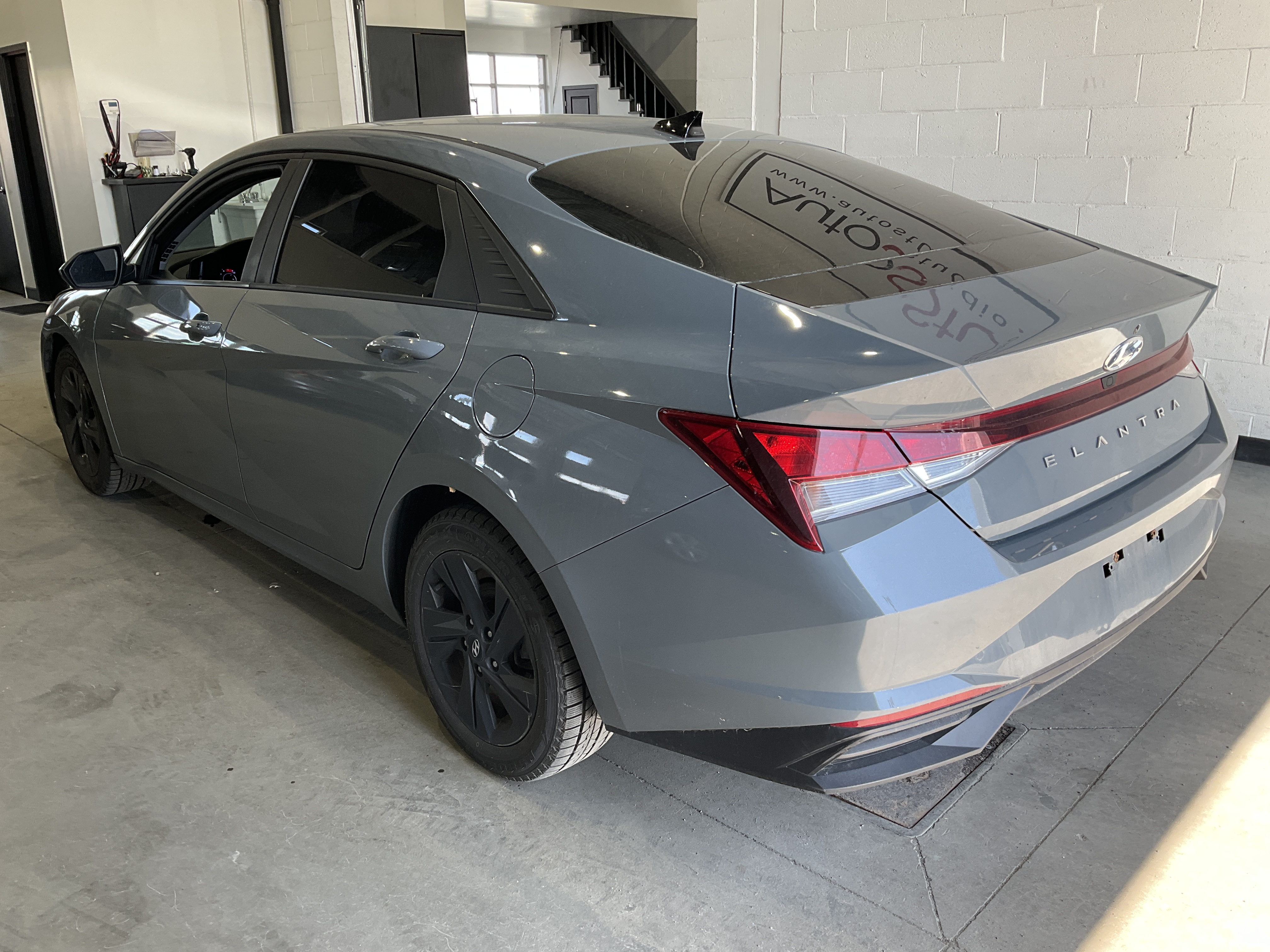 HYUNDAI ELANTRA 2022 - 4