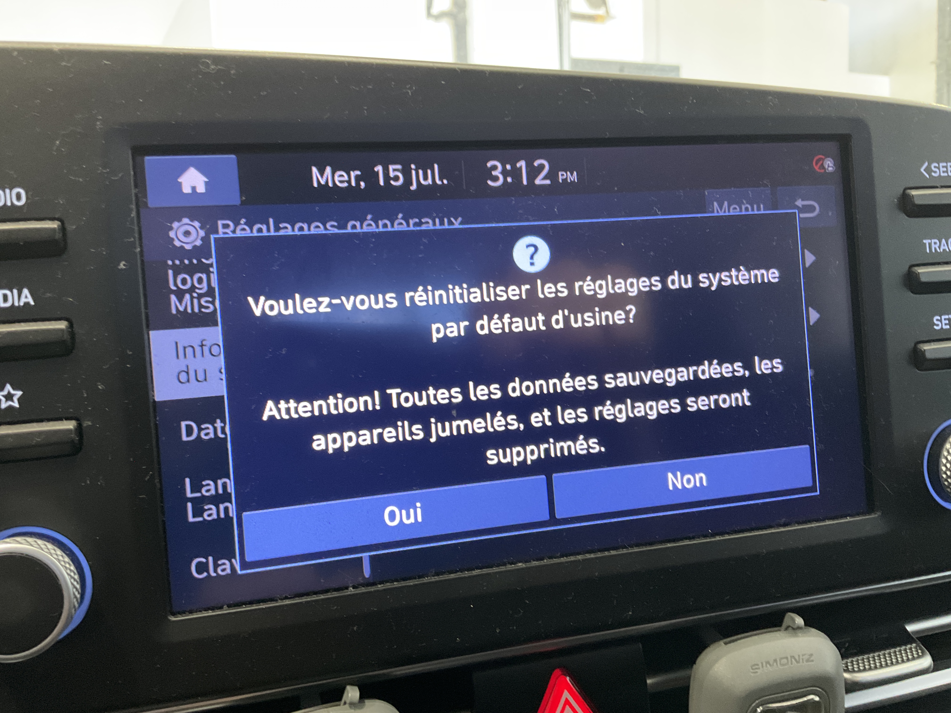 HYUNDAI ELANTRA 2022 - 12