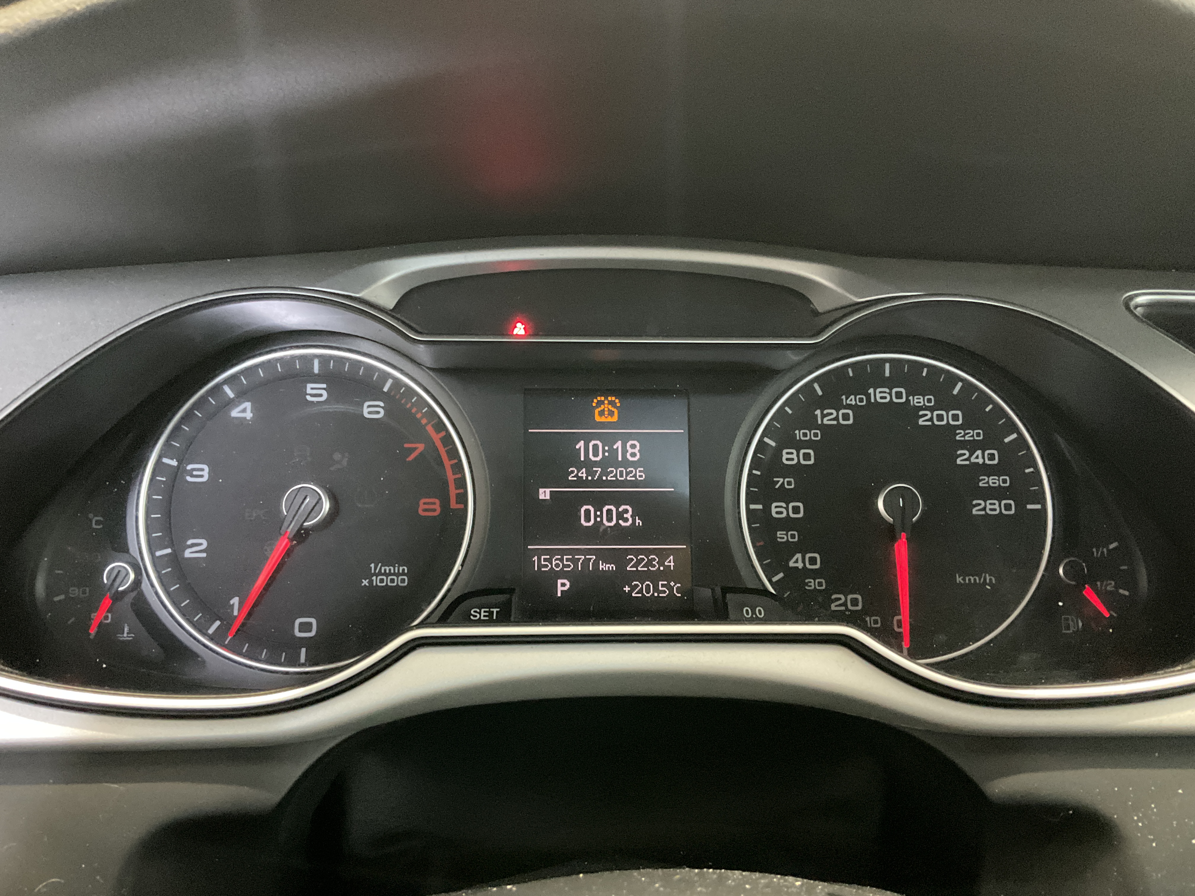 AUDI A4 2016 - 10