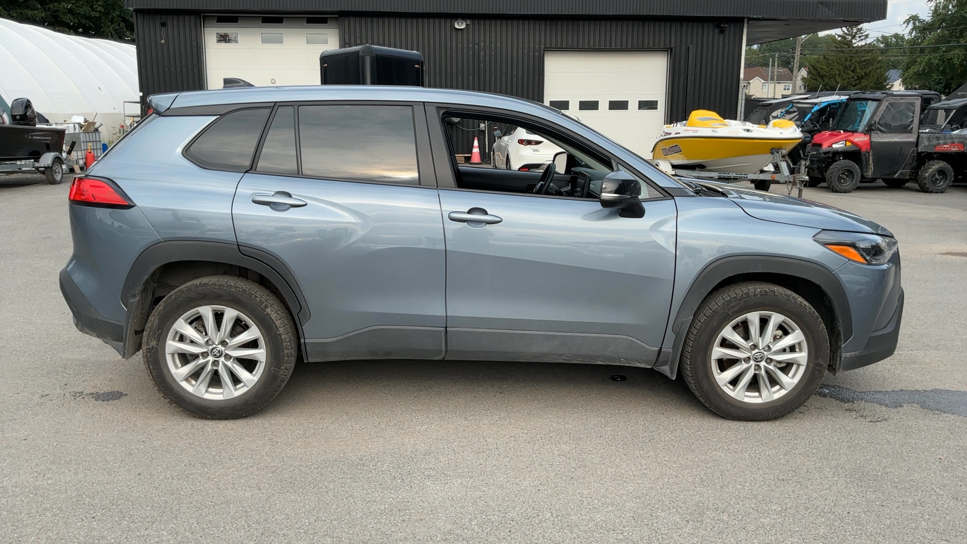 2025 Toyota Corolla Cross LE