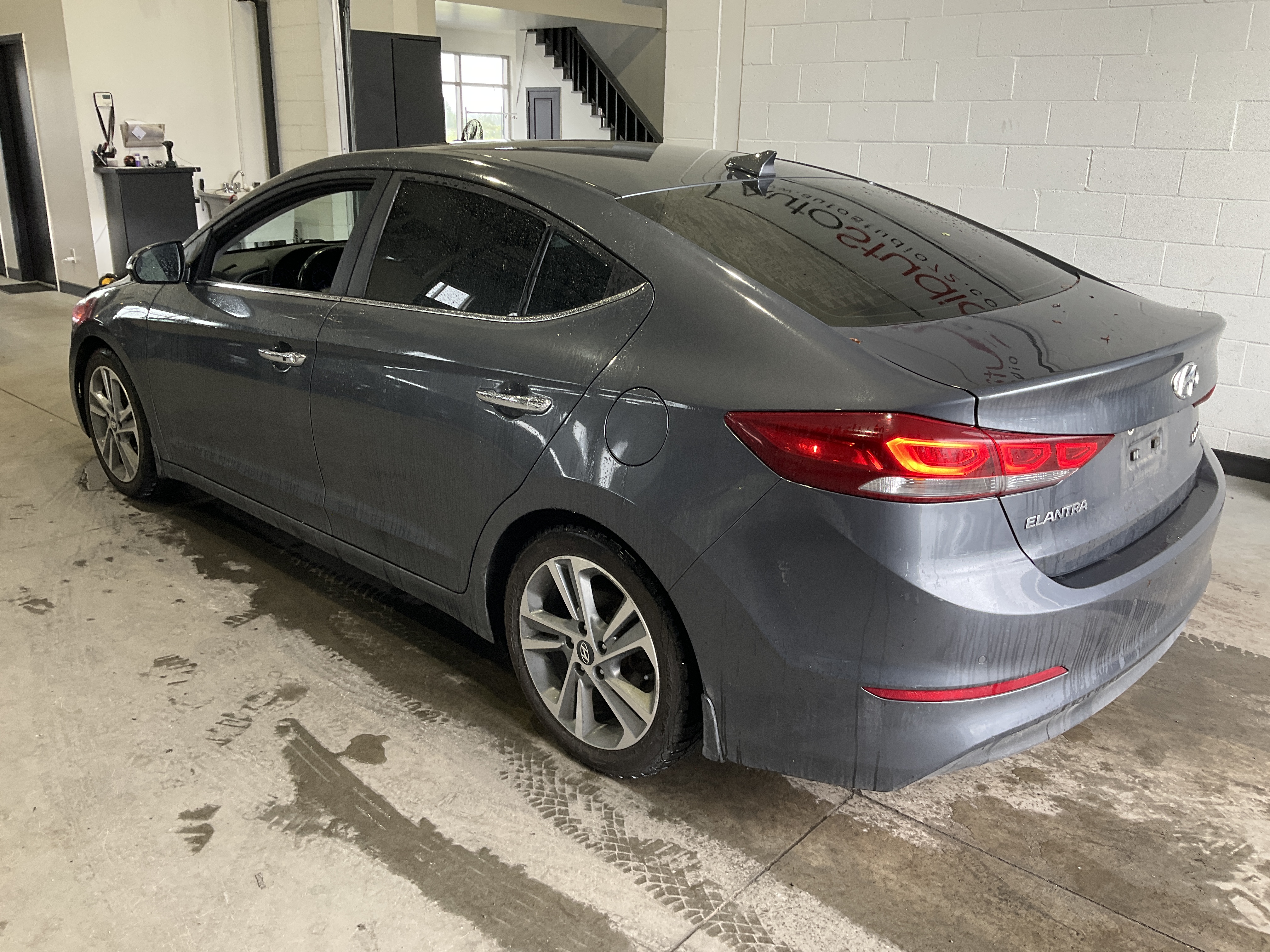 HYUNDAI ELANTRA 2017 - 3