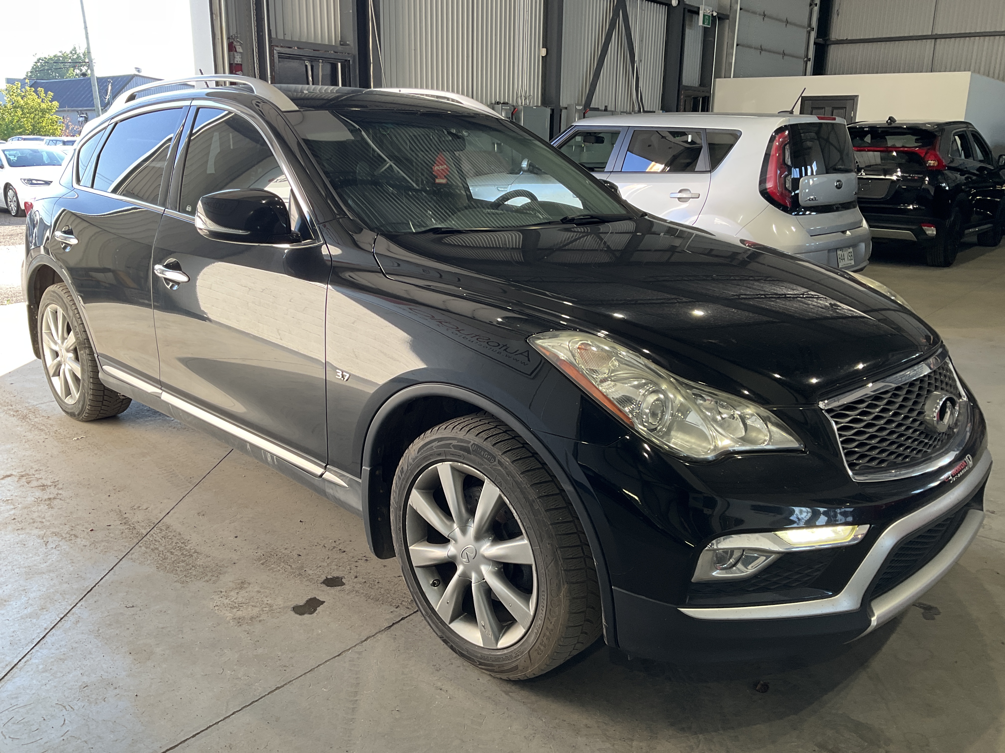 2016 INFINITI QX50
