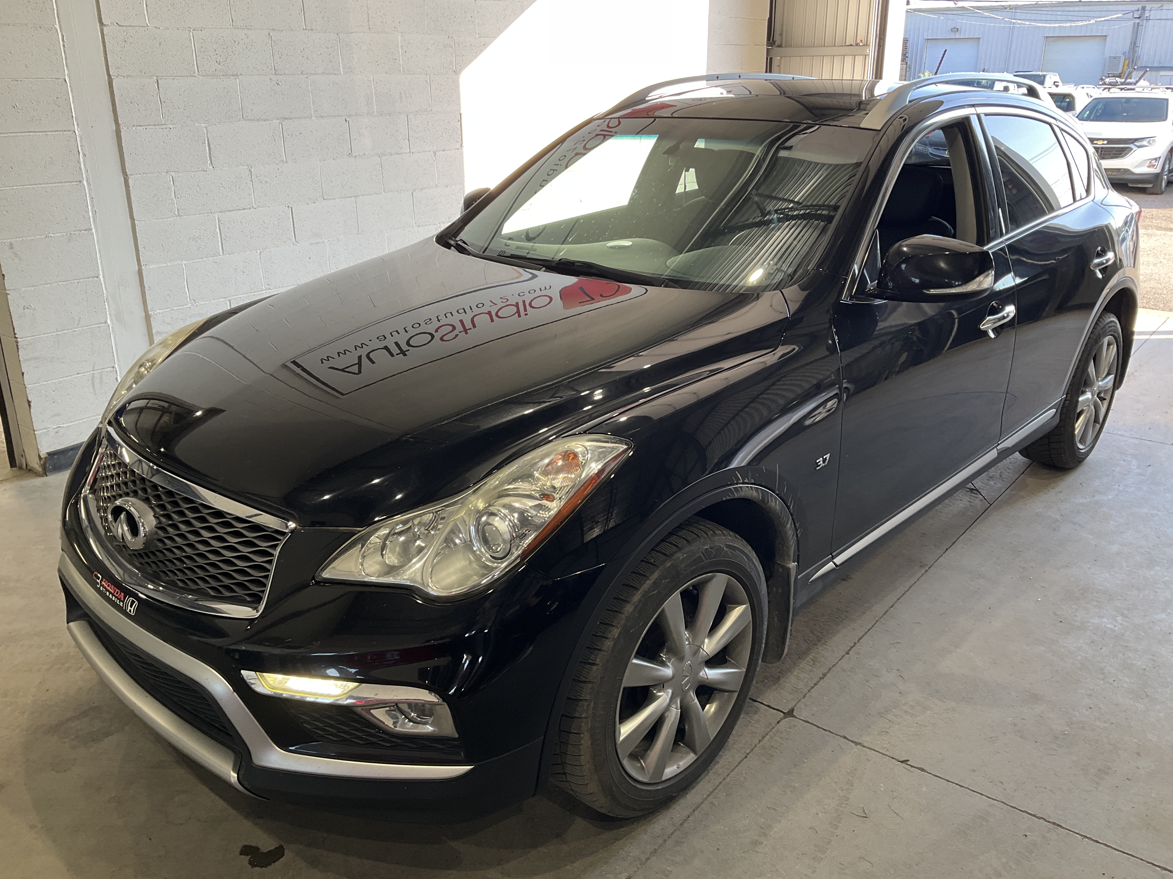2016 INFINITI QX50