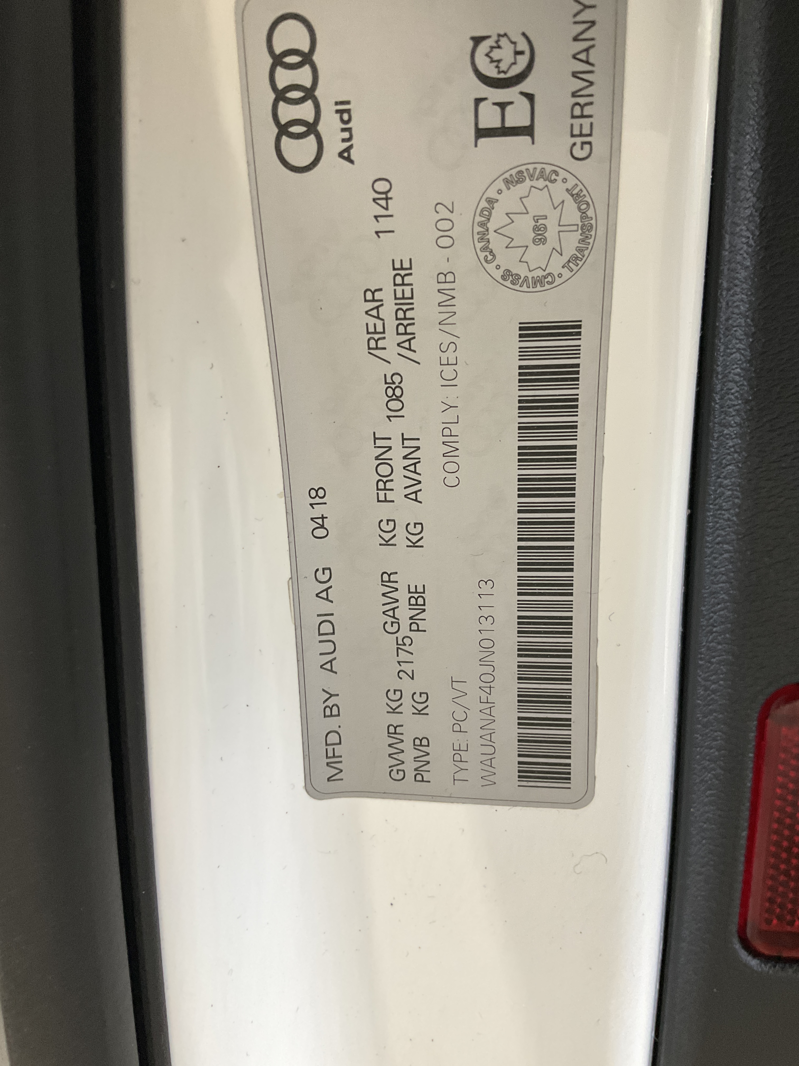 AUDI A4 SEDAN 2018 - 7