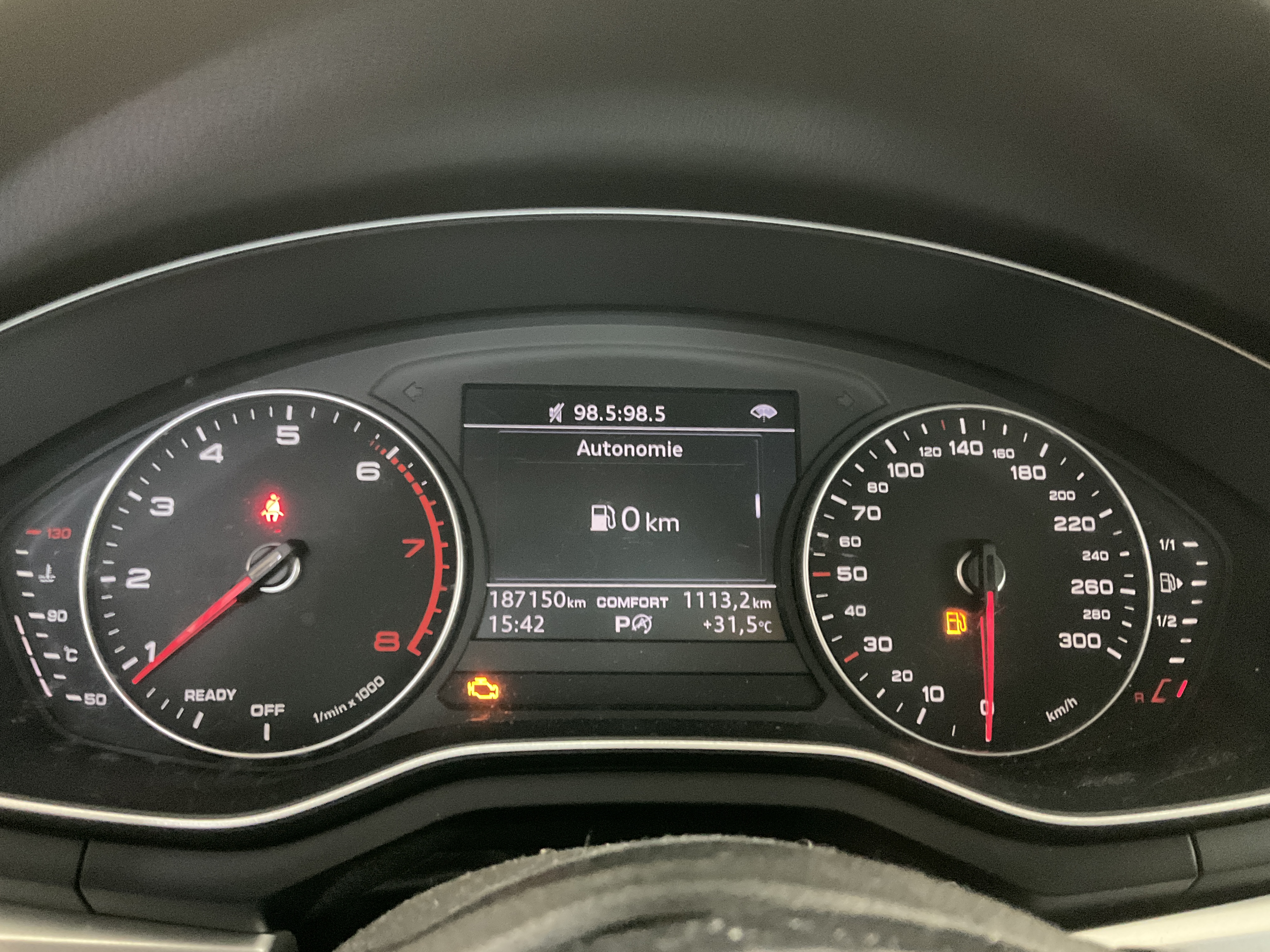 AUDI A4 SEDAN 2018 - 9