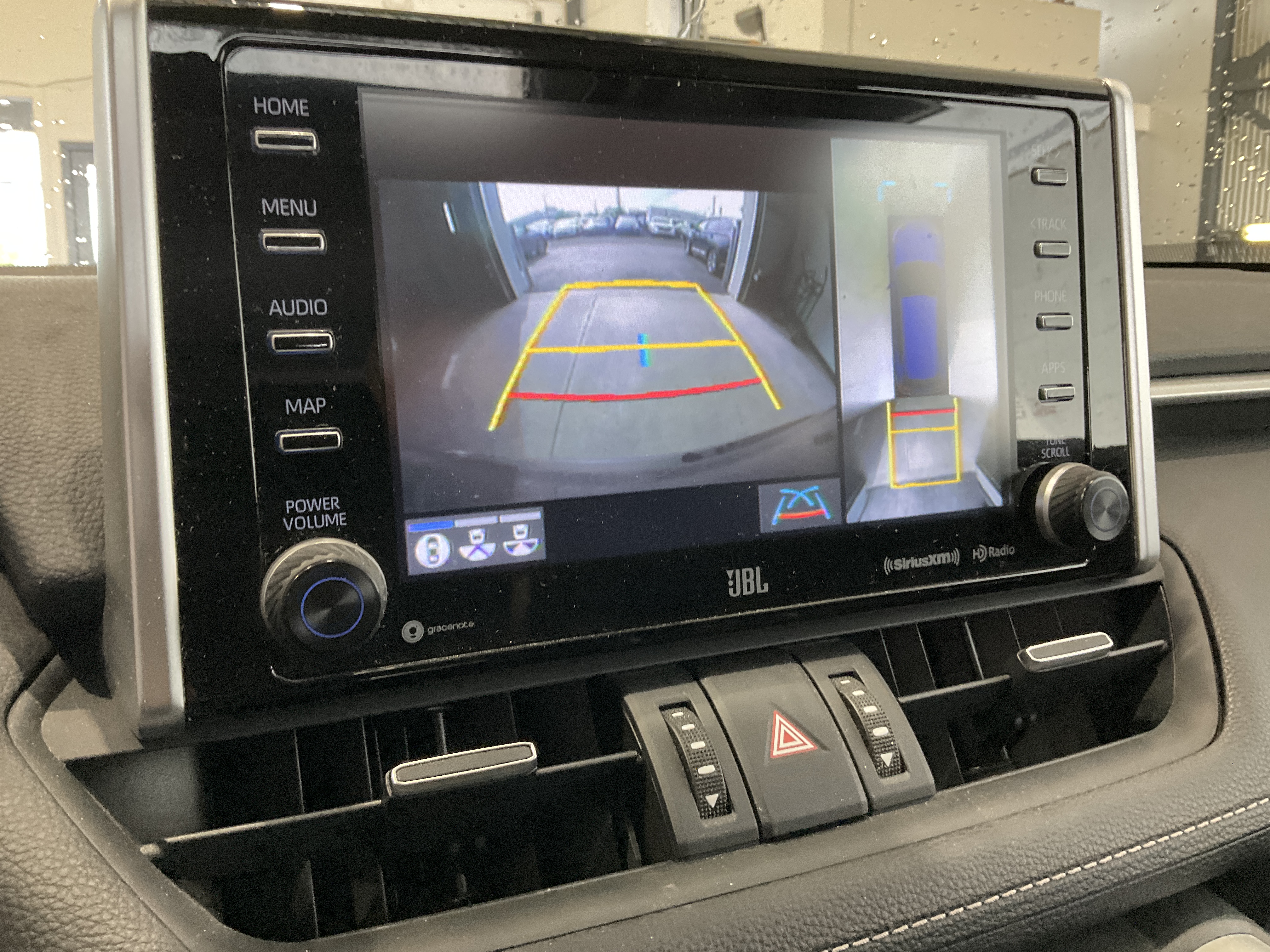 TOYOTA RAV4 2019 - 11