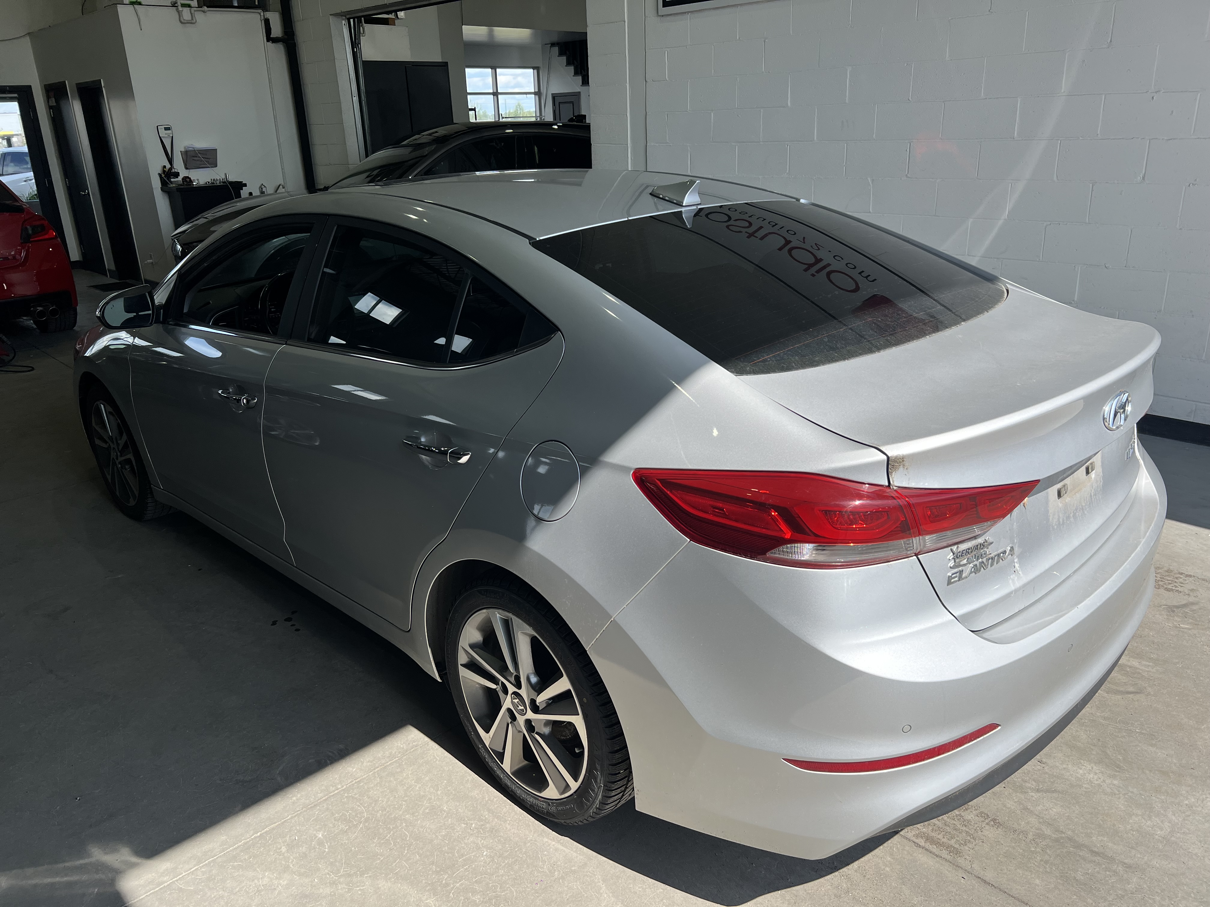 HYUNDAI ELANTRA 2017 - 3