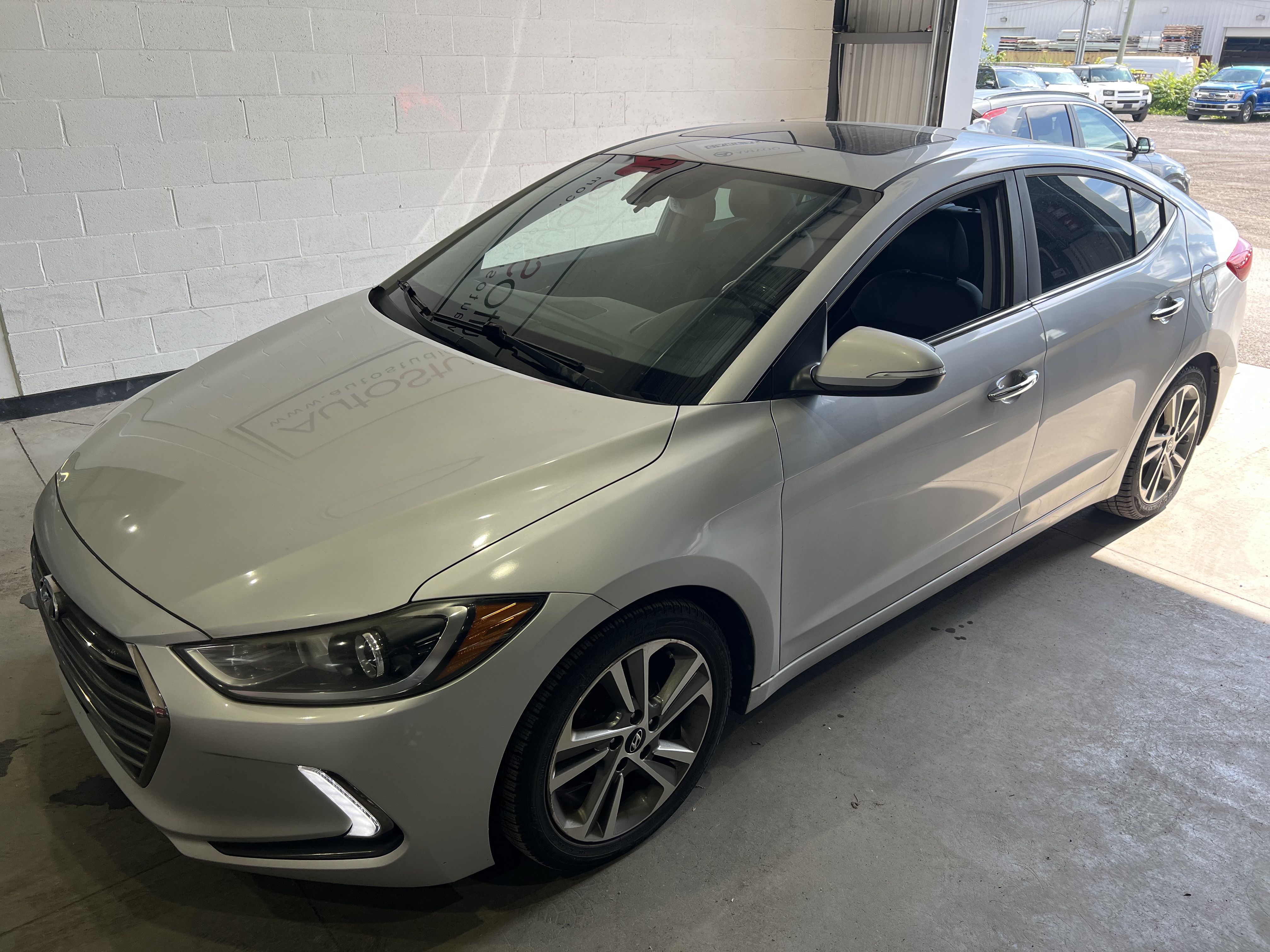 HYUNDAI ELANTRA 2017 - 4