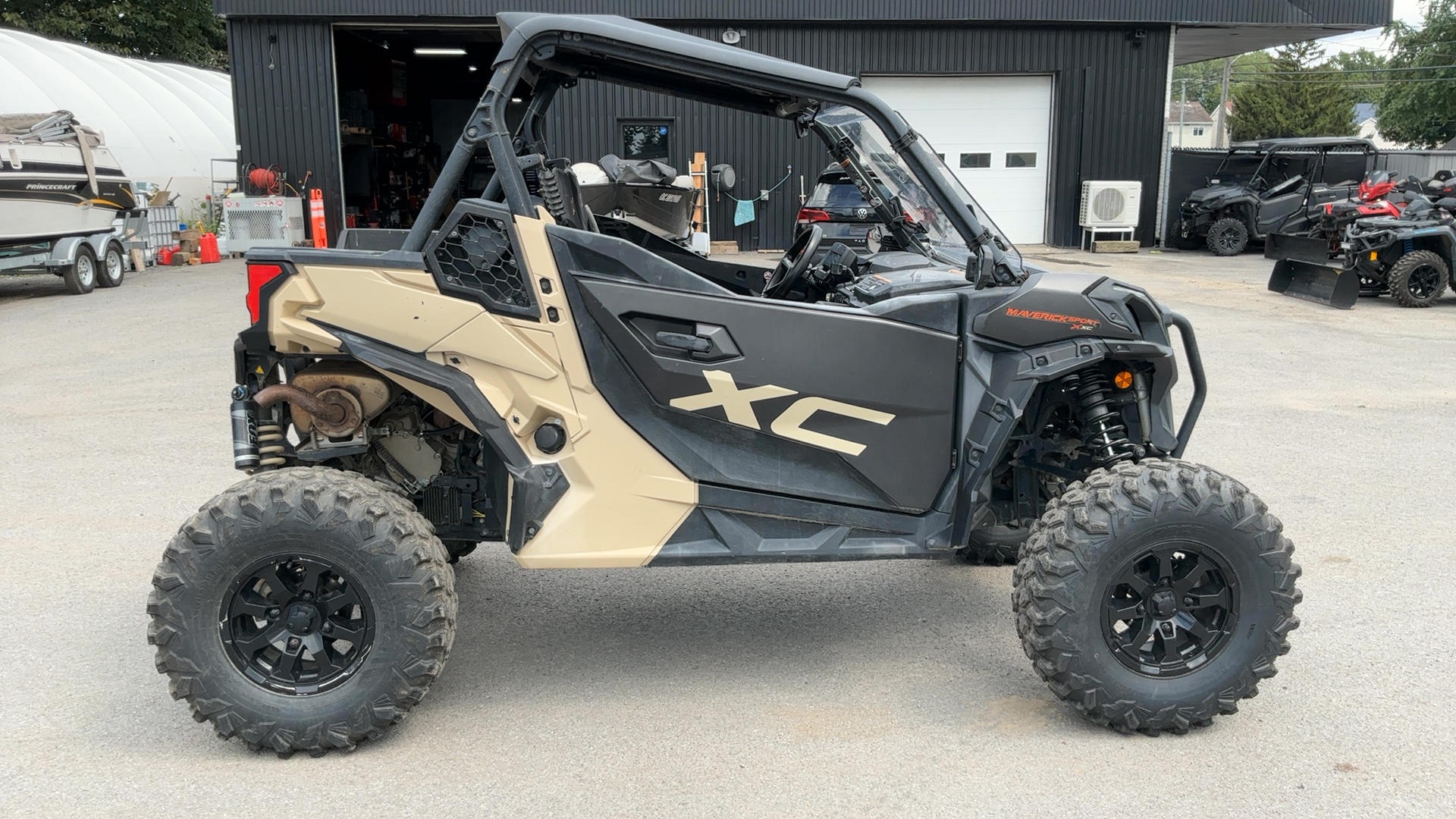 2023 CAN-AM MAVERICK SPORT XXC