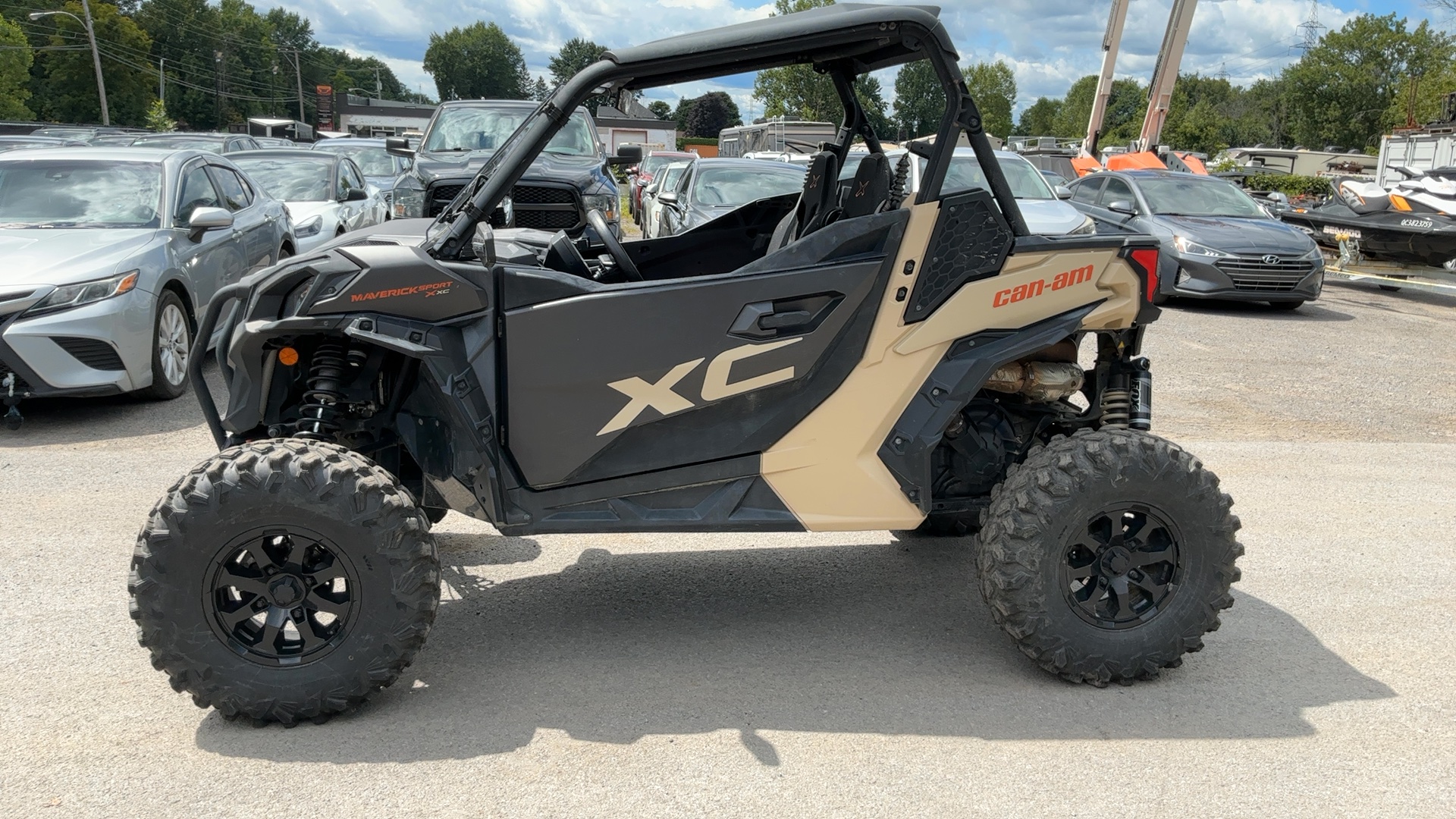 2023 CAN-AM MAVERICK SPORT XXC