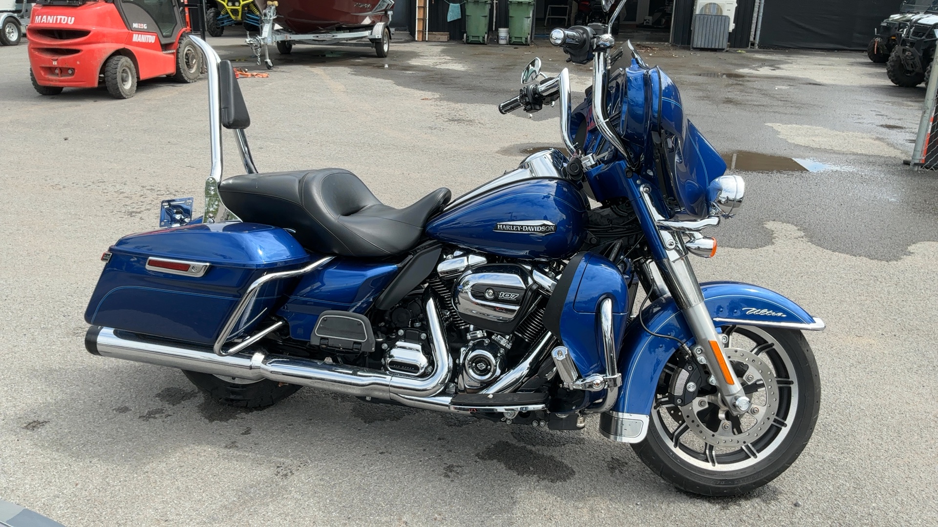 2017 HARLEY-DAVIDSON FLHTCU