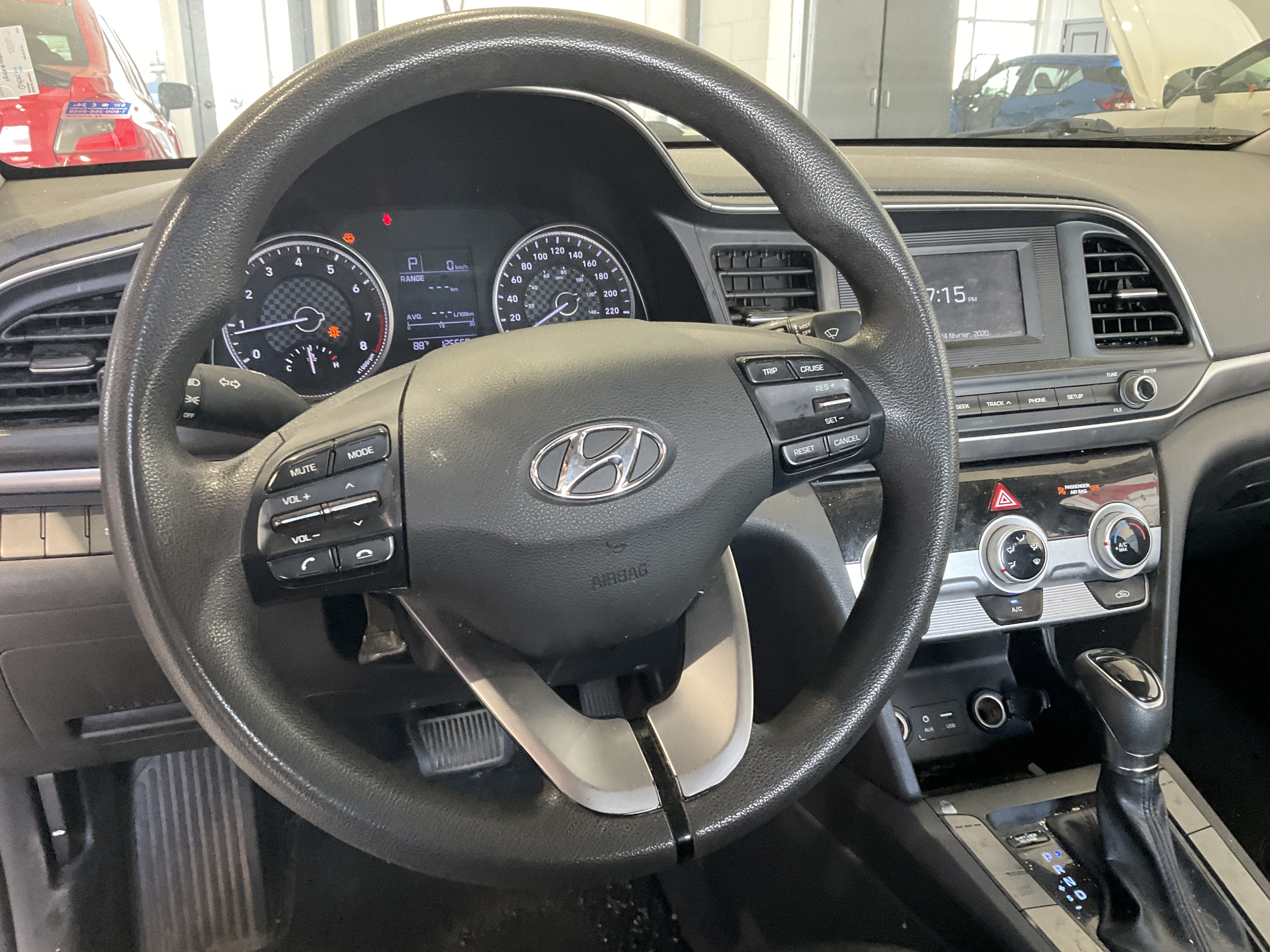 2019 Hyundai Elantra Essential
