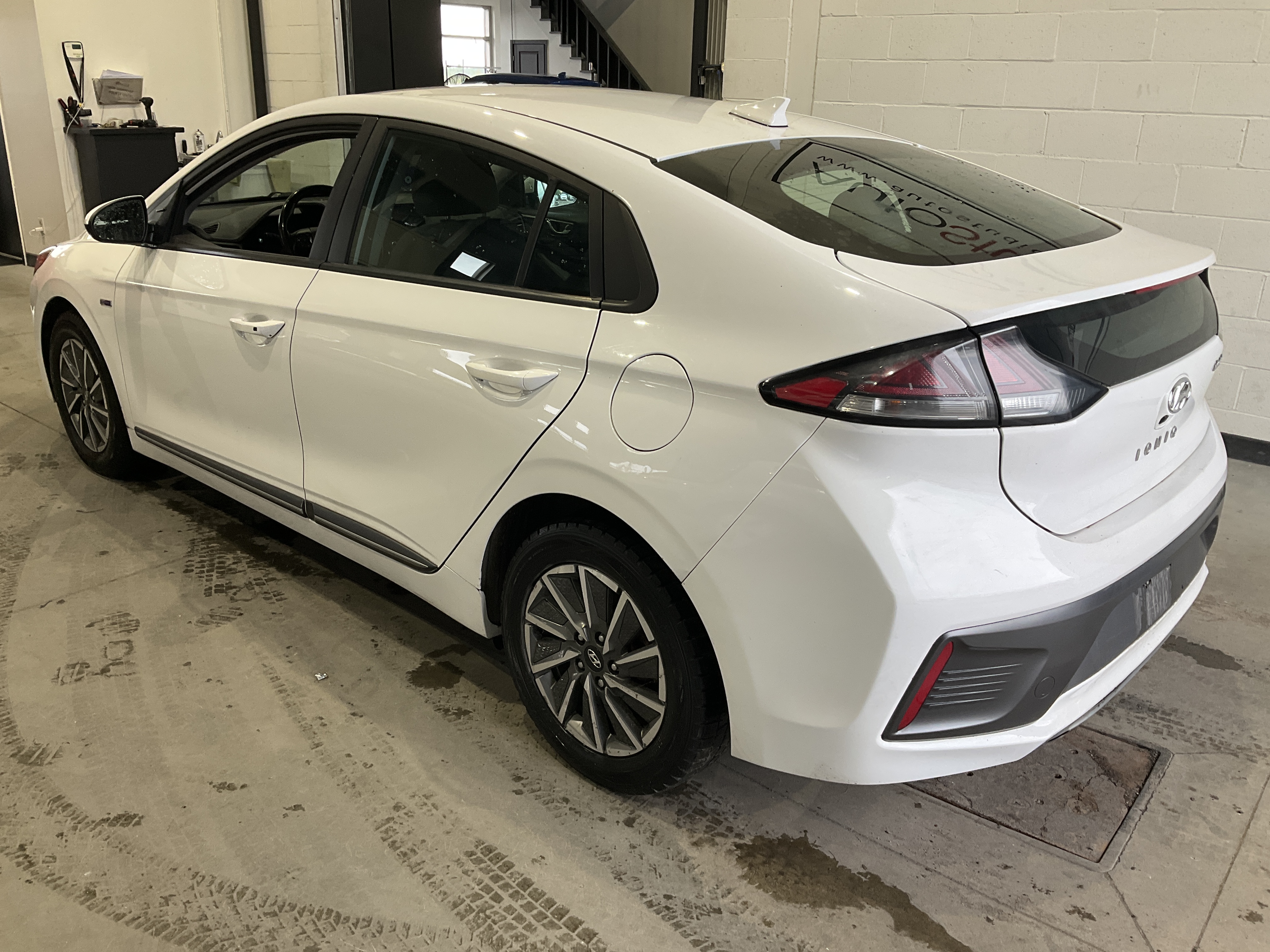 HYUNDAI IONIQ ELECTRIC 2020 - 3
