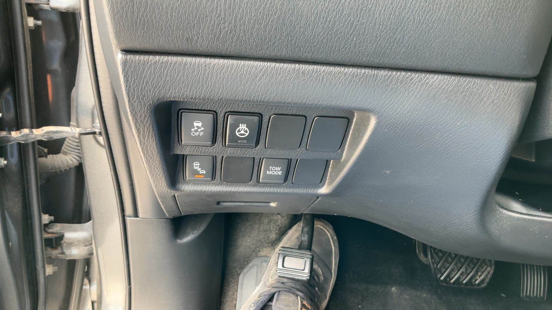 NISSAN PATHFINDER 2019 - 11