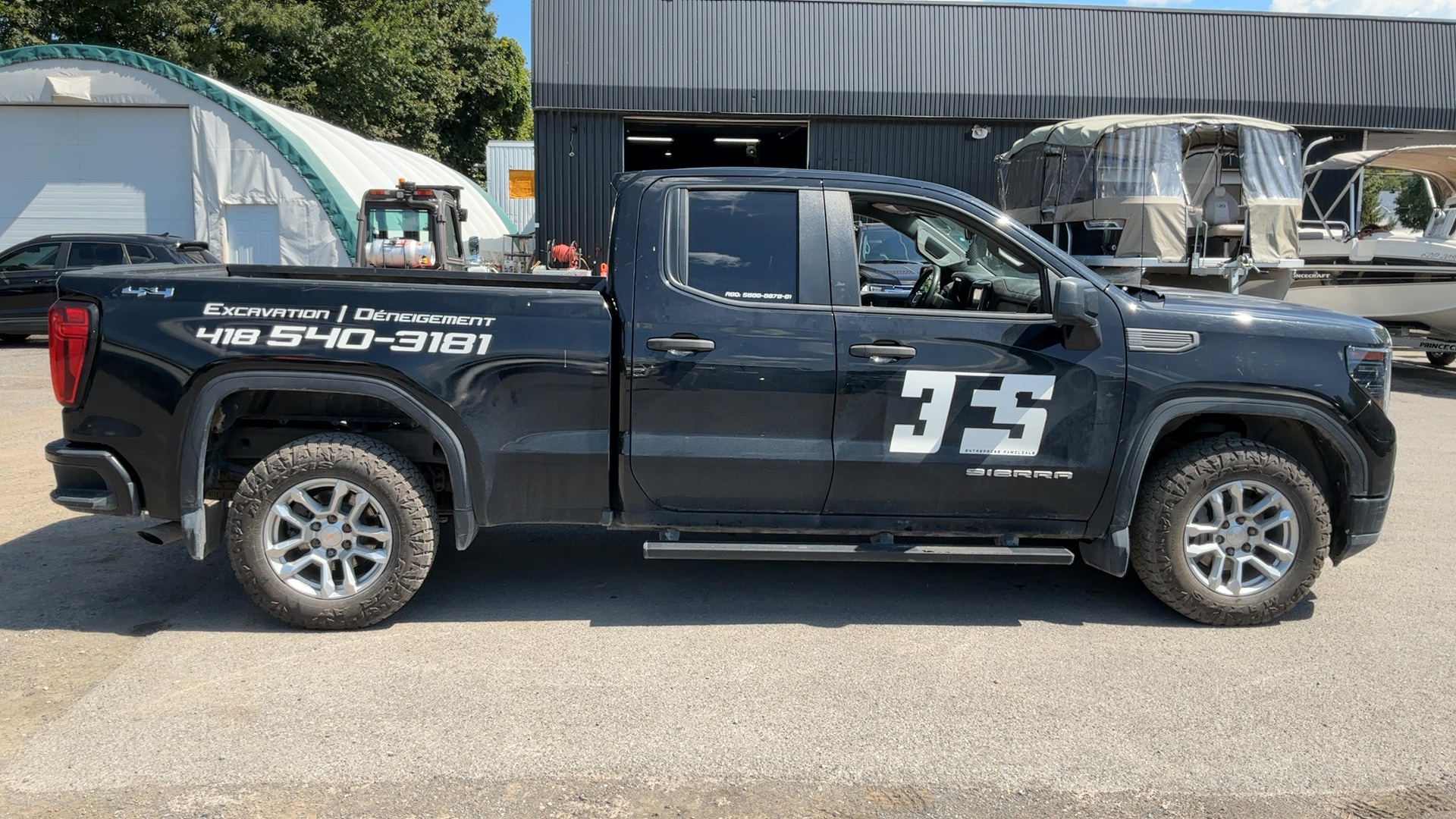 2023 GMC Sierra 1500 Pro