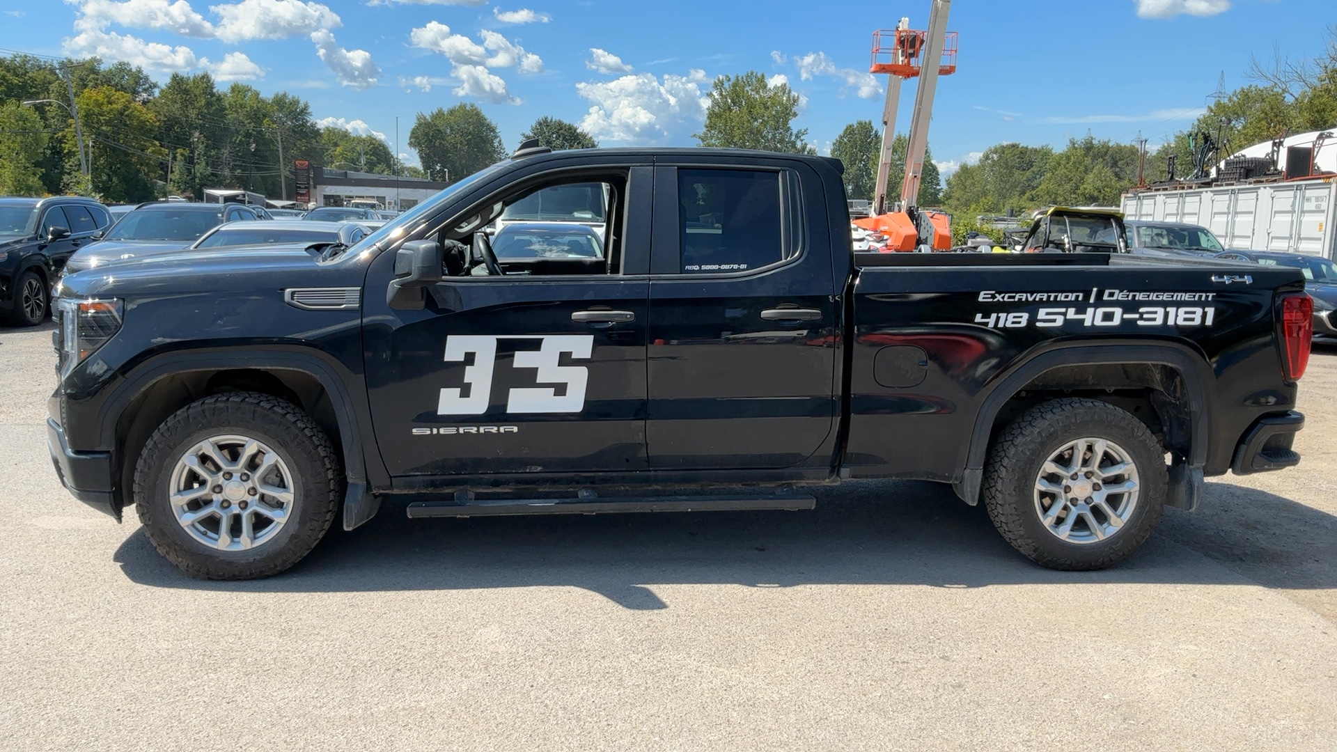 2023 GMC Sierra 1500 Pro