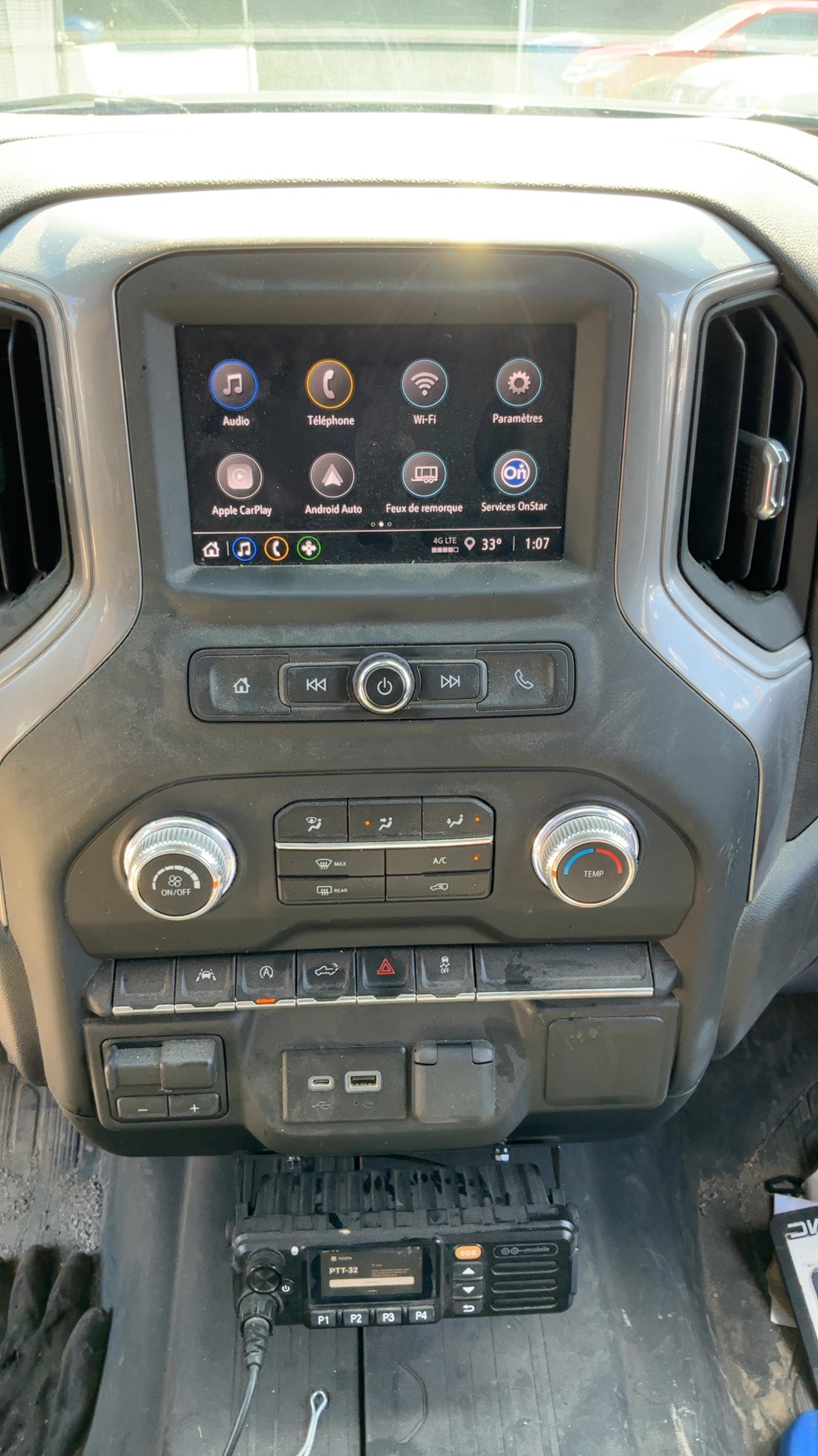 GMC SIERRA 1500 2023 - 12