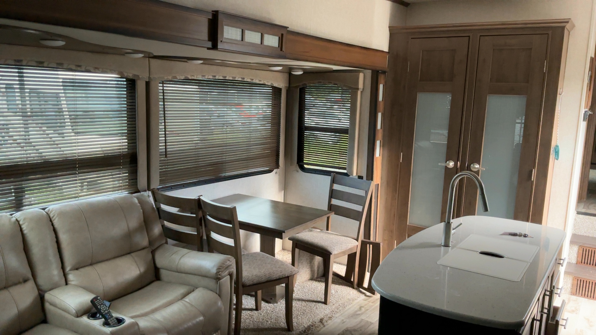 2018 KEYSTONE COUGAR 310RLS