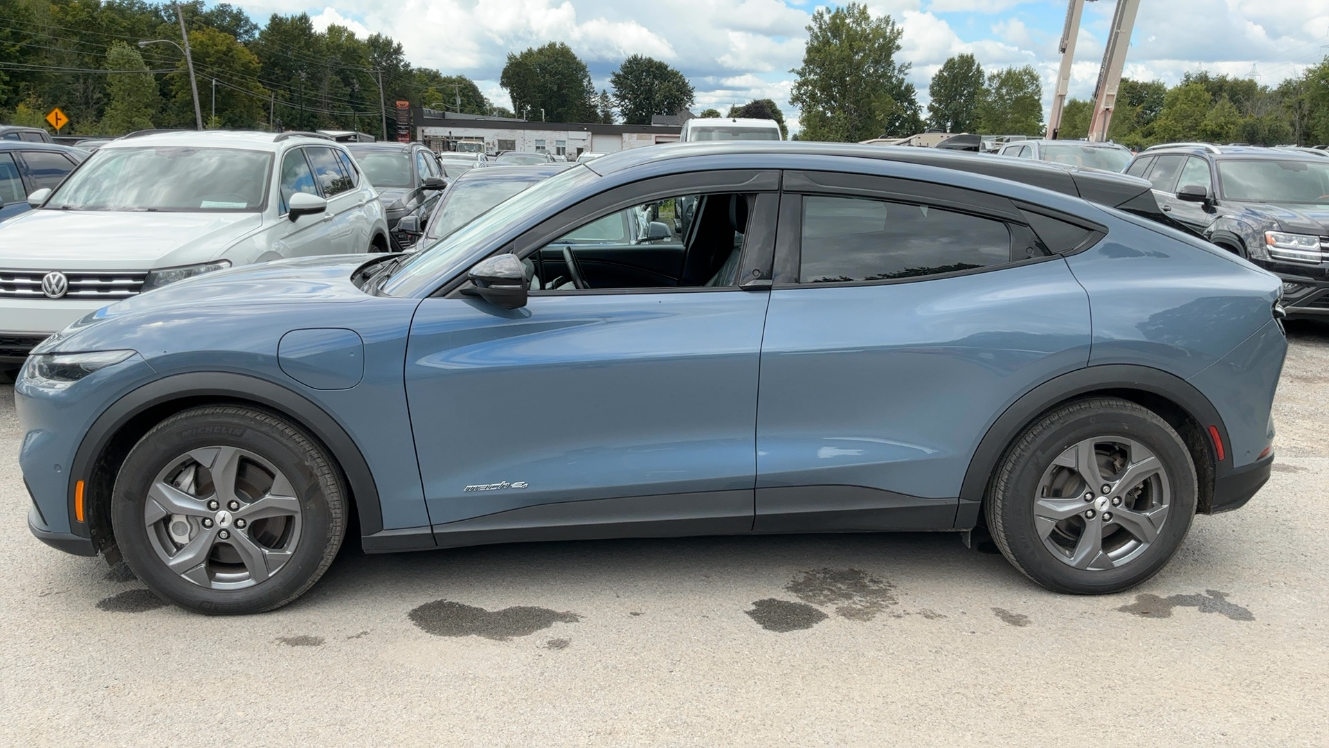 2023 Ford Mustang Mach-E Sélect