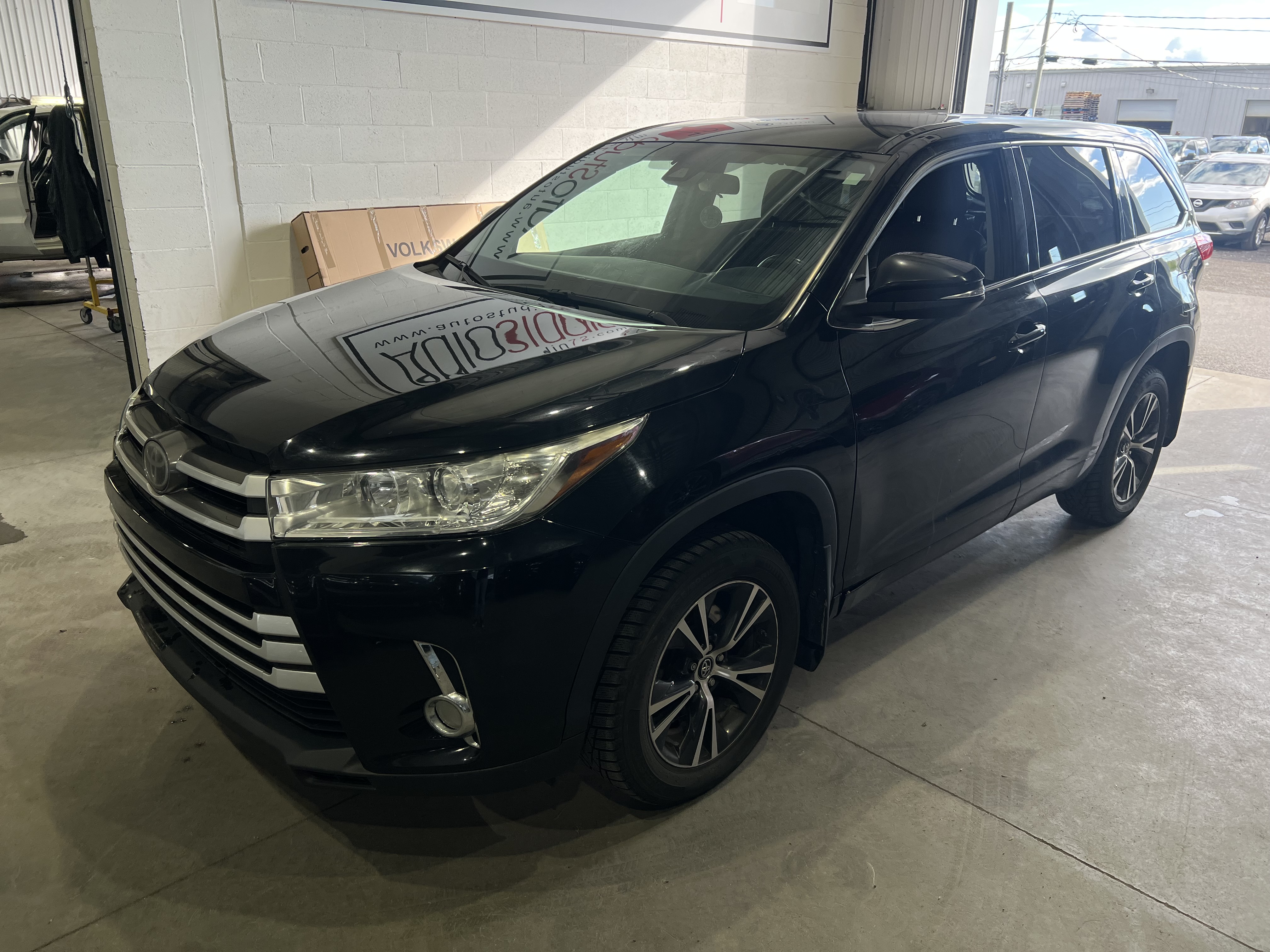 2018 Toyota Highlander LE
