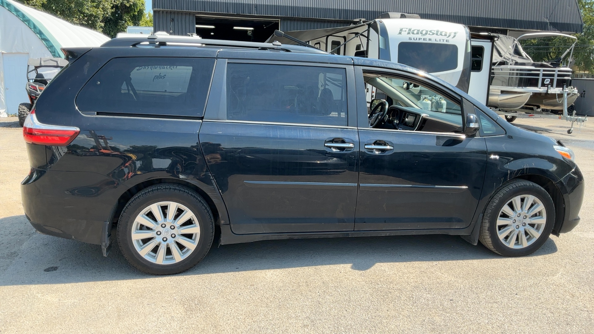 2017 Toyota Sienna XLE