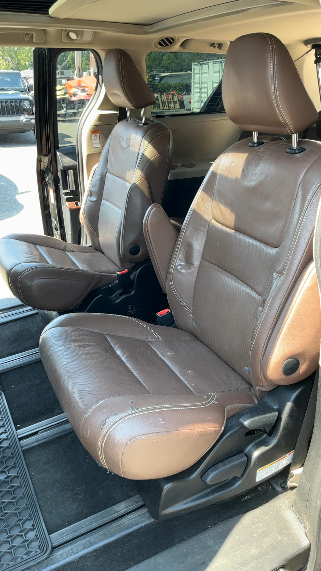 2017 Toyota Sienna XLE