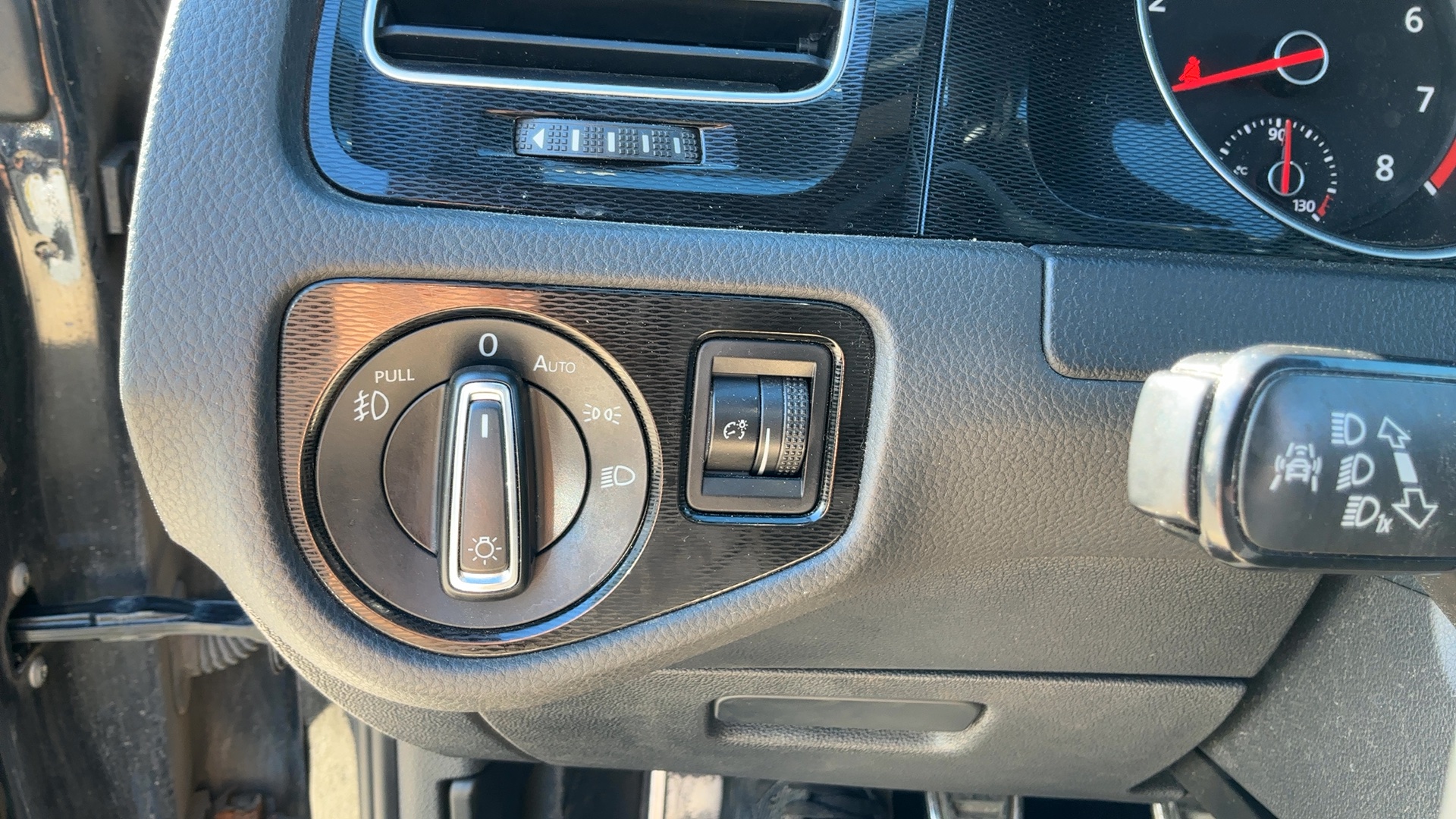 VOLKSWAGEN GOLF GTI 2016 - 10