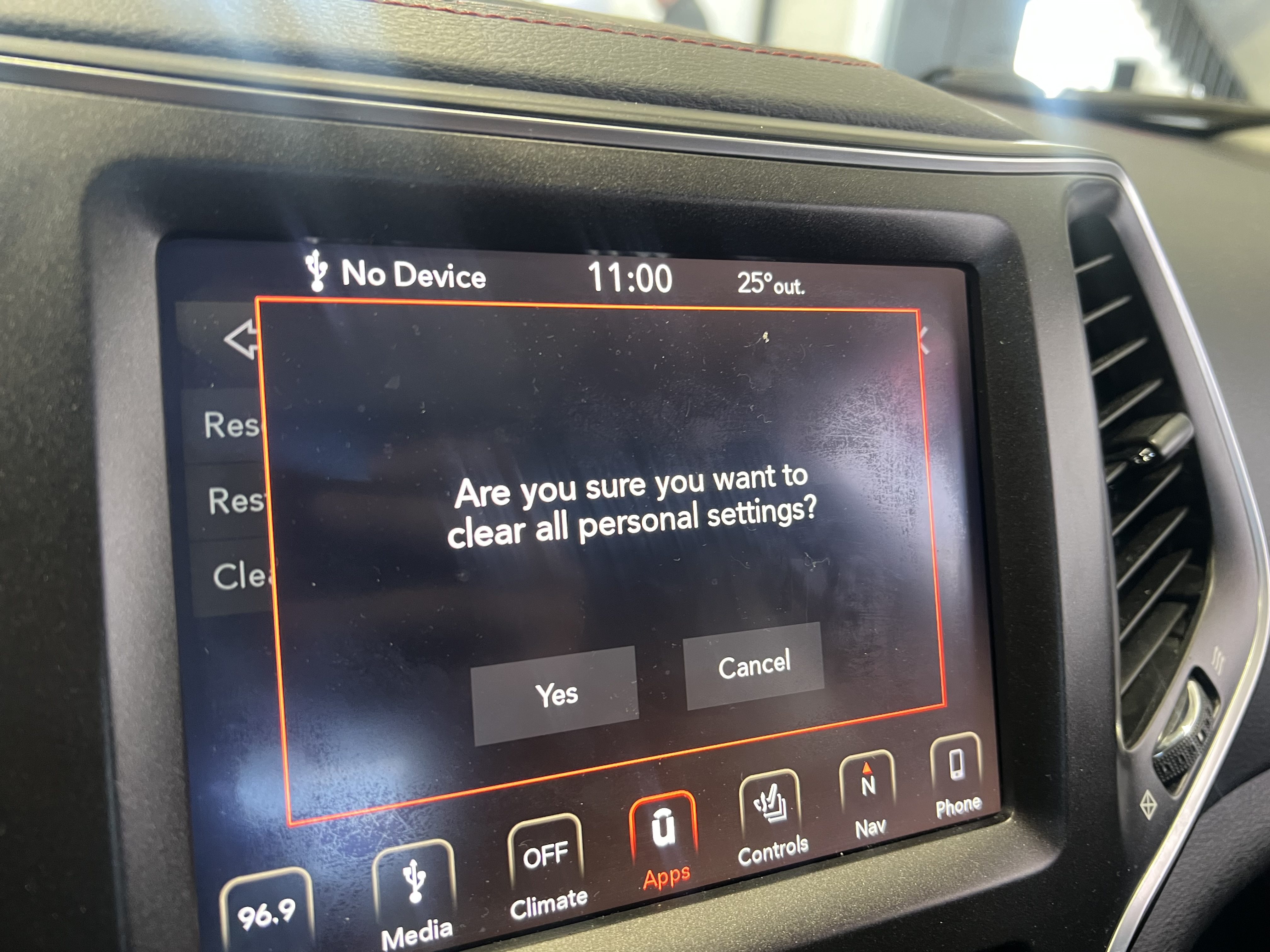 JEEP CHEROKEE 2019 - 9
