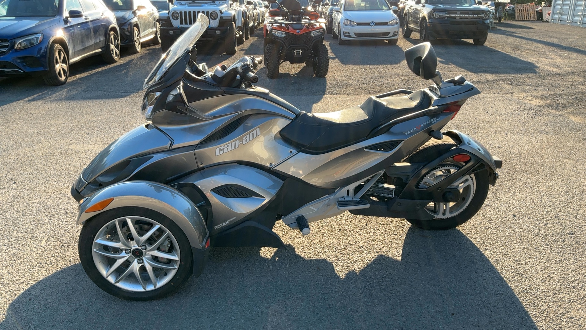 2013 CAN-AM SPYDER ST
