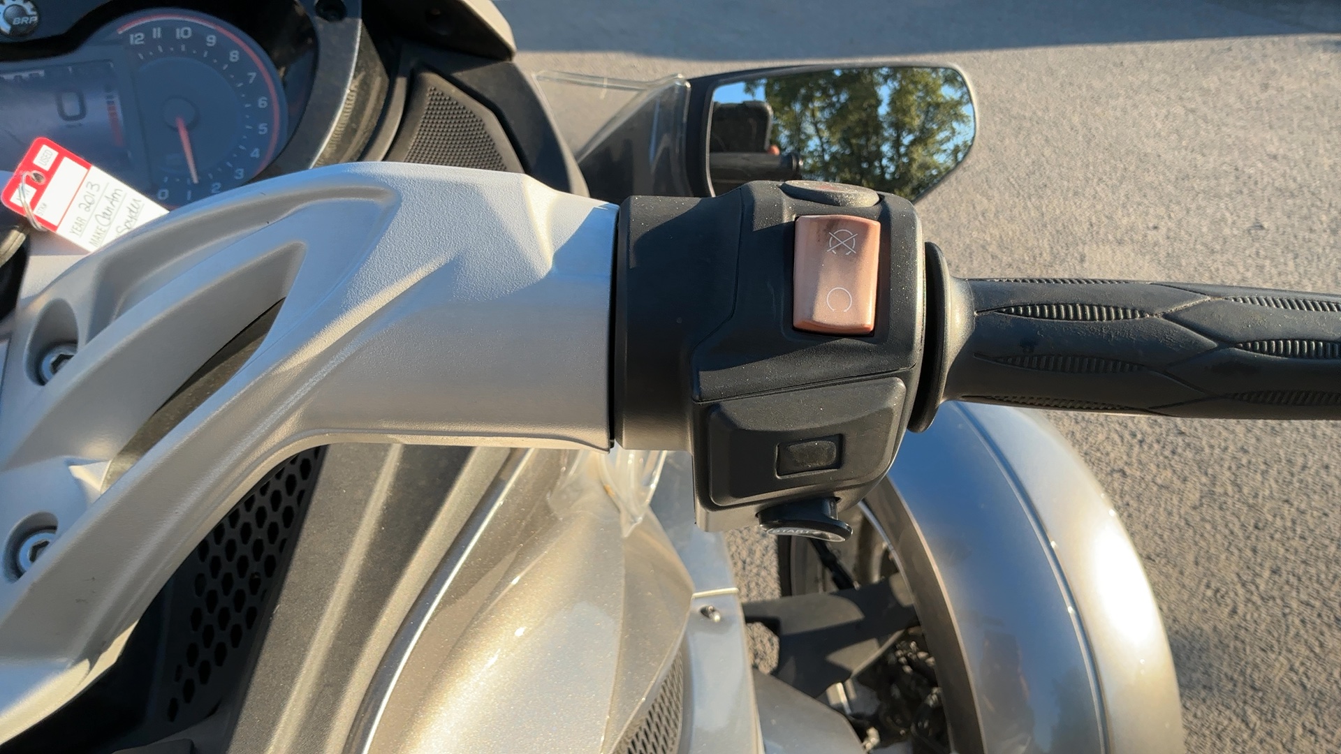 CAN-AM SPYDER 2013 - 8