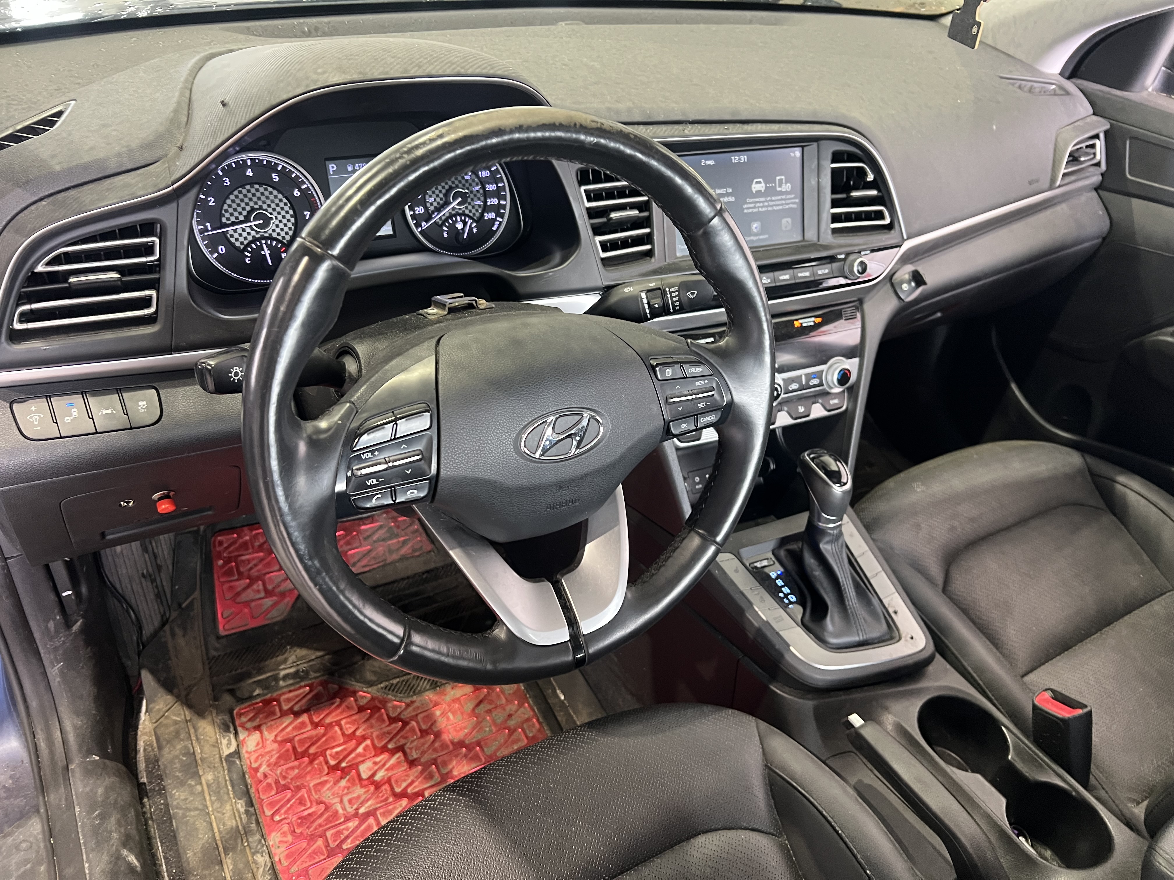 2019 Hyundai Elantra Luxury
