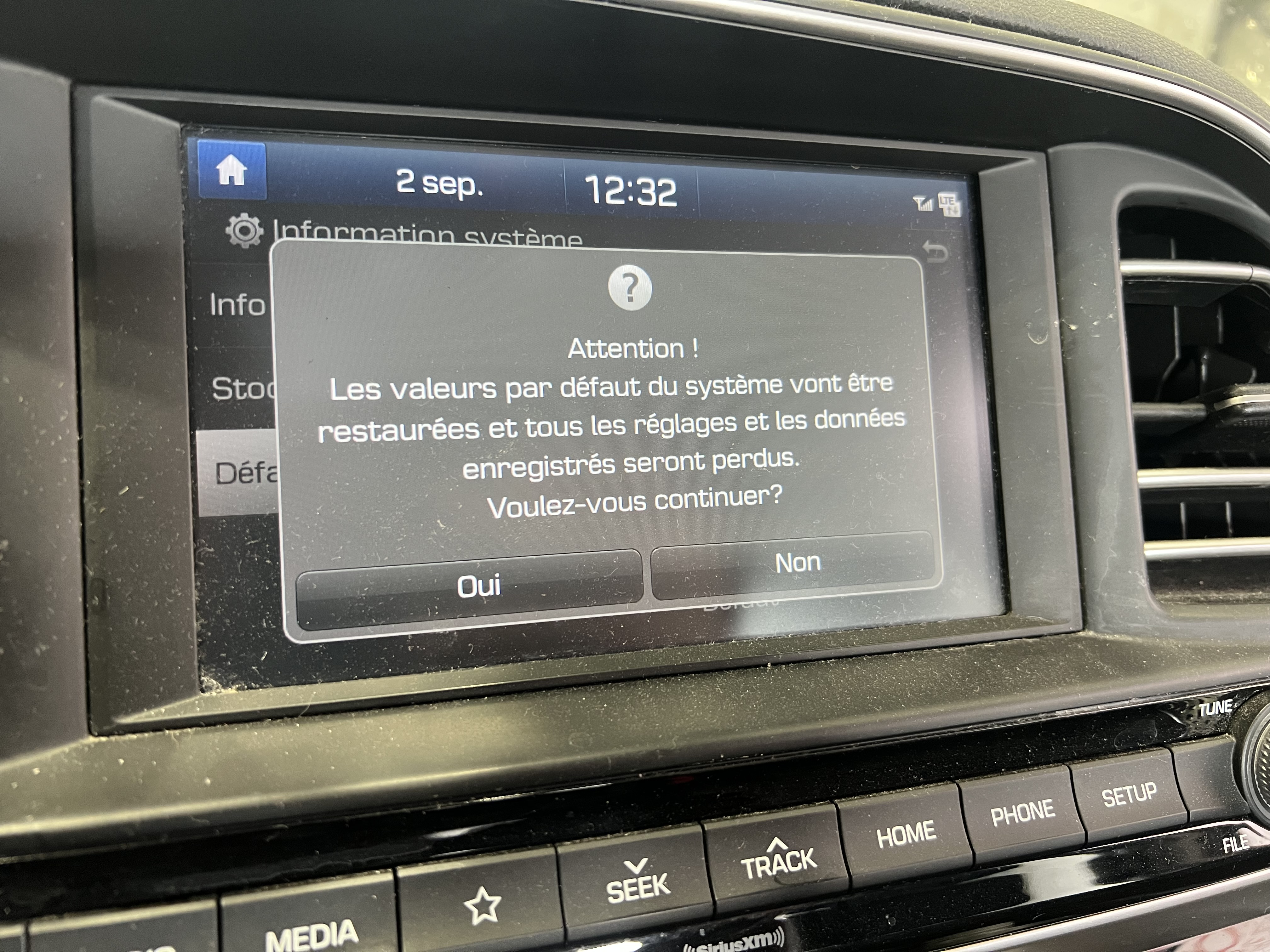 HYUNDAI ELANTRA 2019 - 10
