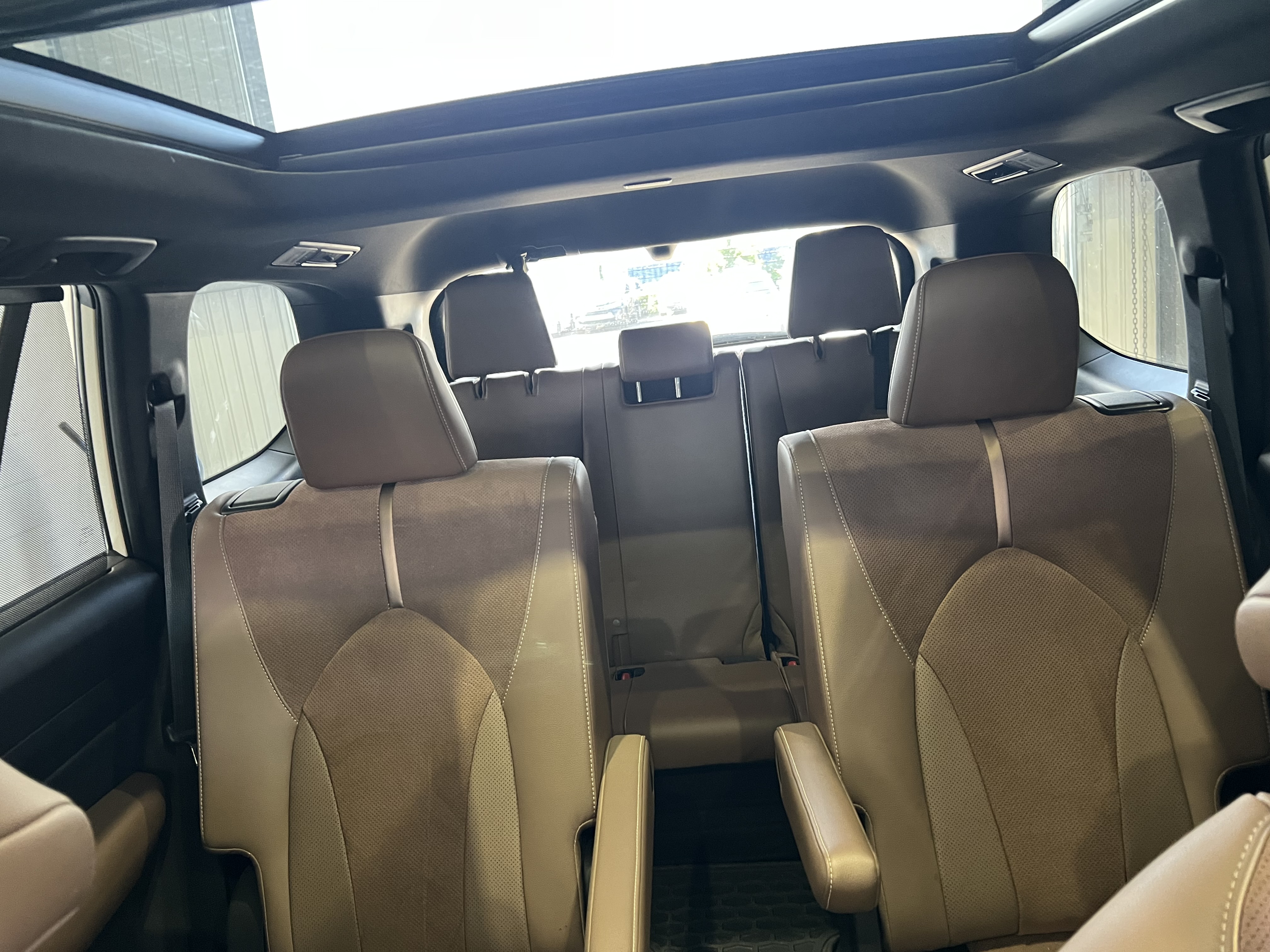 TOYOTA GRAND HIGHLANDER 2024 - 12