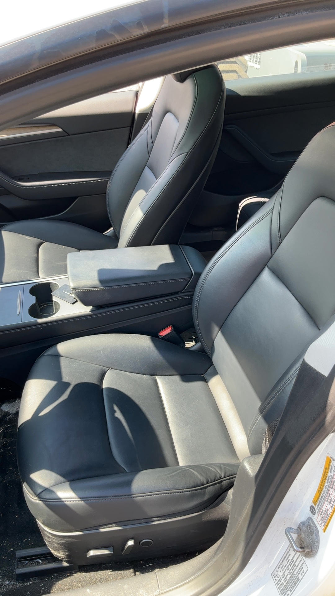 TESLA MODEL 3 2022 - 5