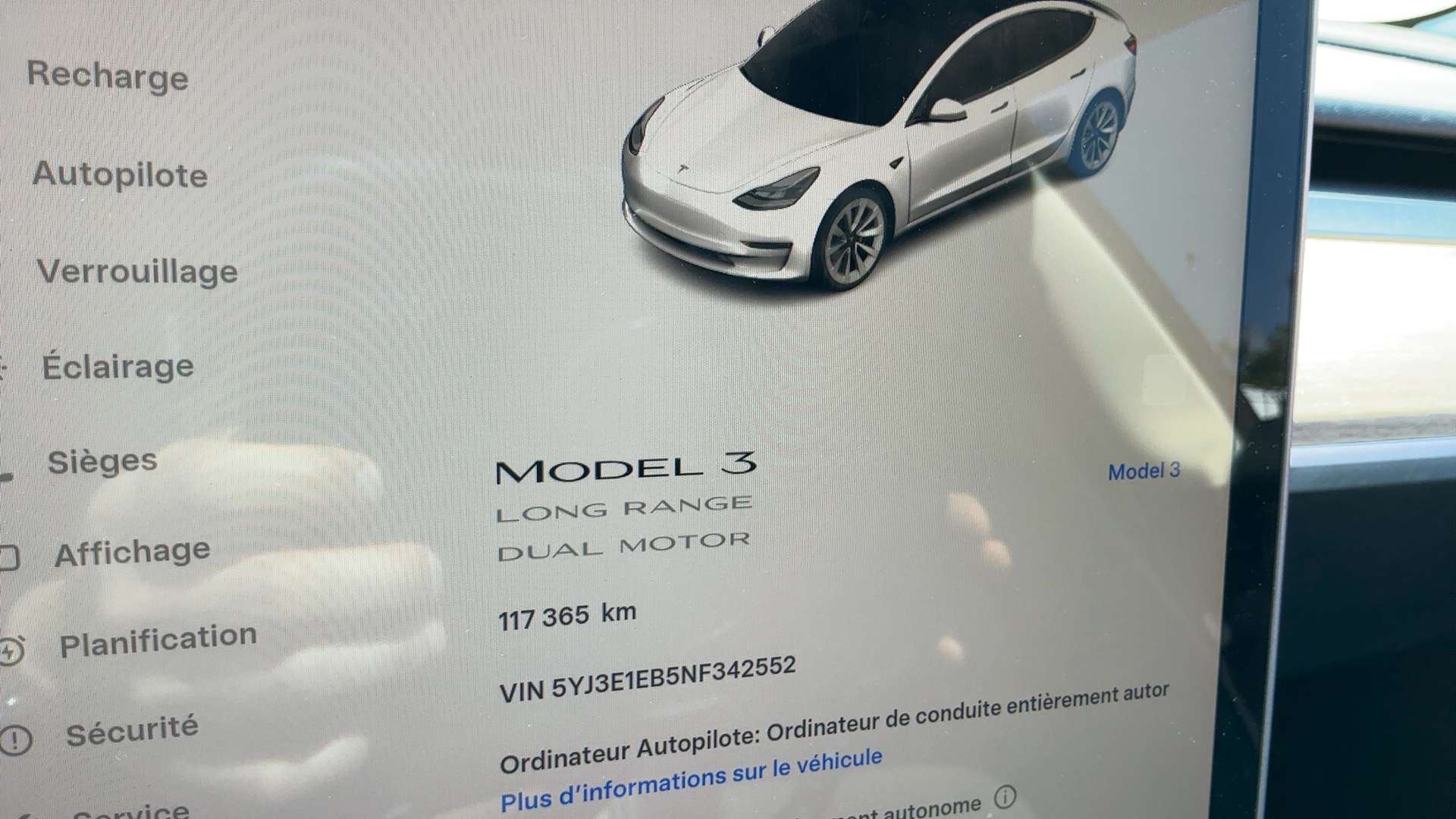 TESLA MODEL 3 2022 - 9