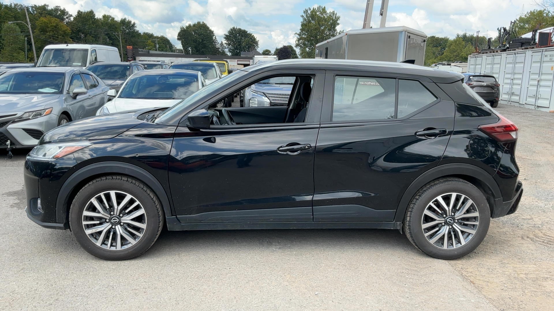 2024 Nissan Kicks SV